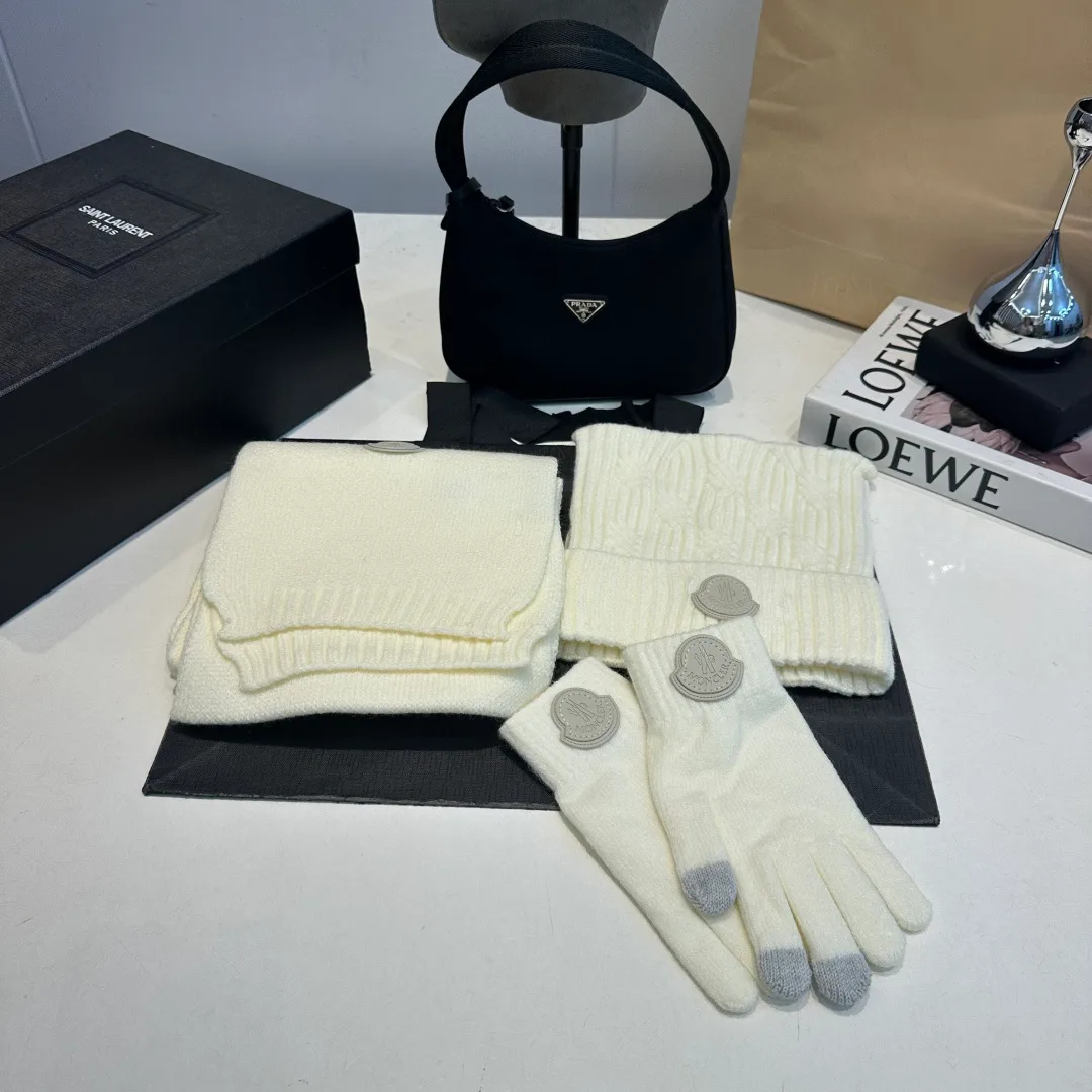 Головные Уборы Moncler 420566