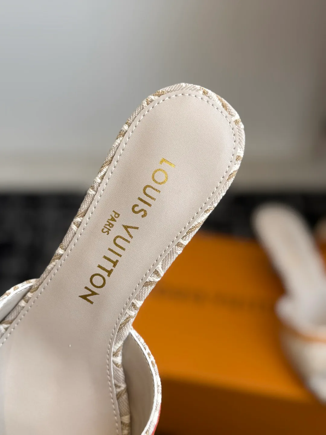 Мюли И Сабо Женские Louis Vuitton 17615644