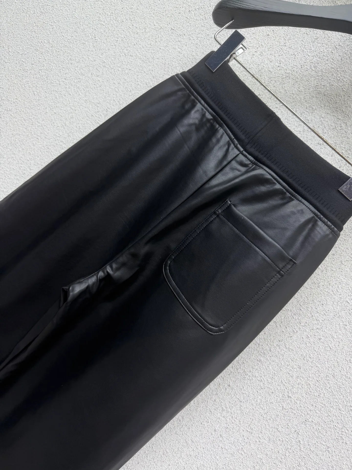 Брюки Женские Miu Miu 19246159