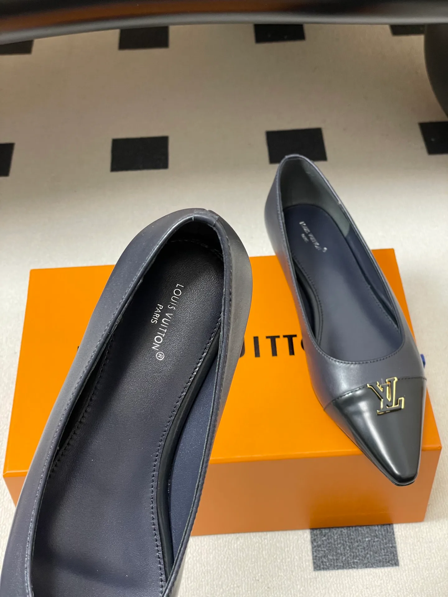 Туфли Женские Louis Vuitton 11628695