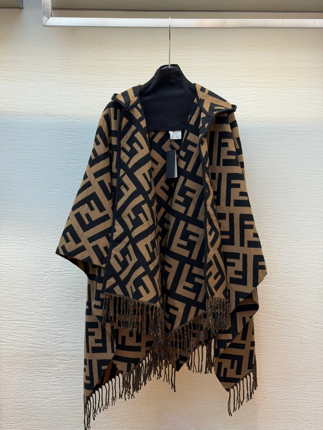 Пальто Женские Fendi 19038459