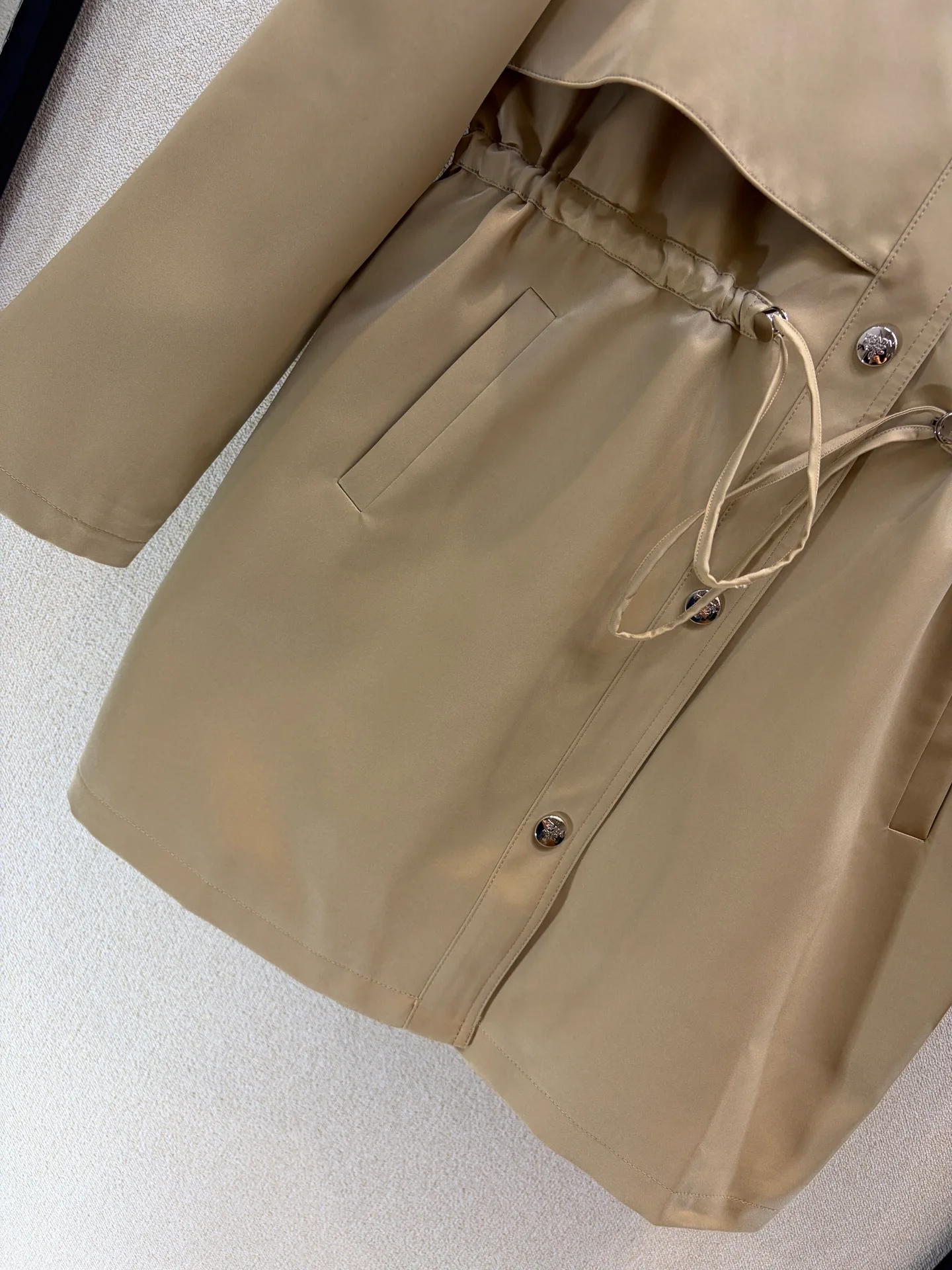 Тренчи Женские Prada 18506573