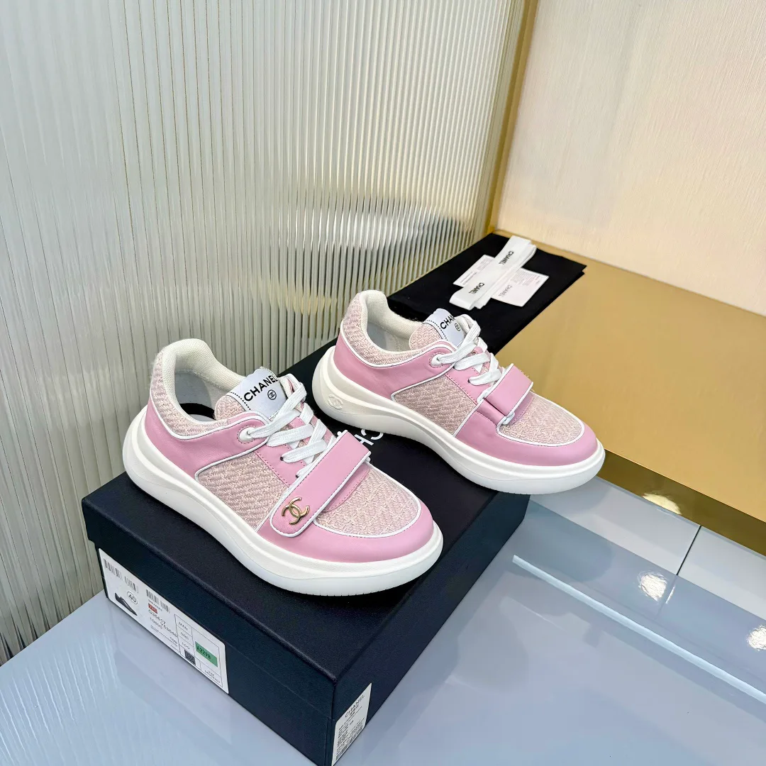 Кроссовки Женские Chanel 11602298