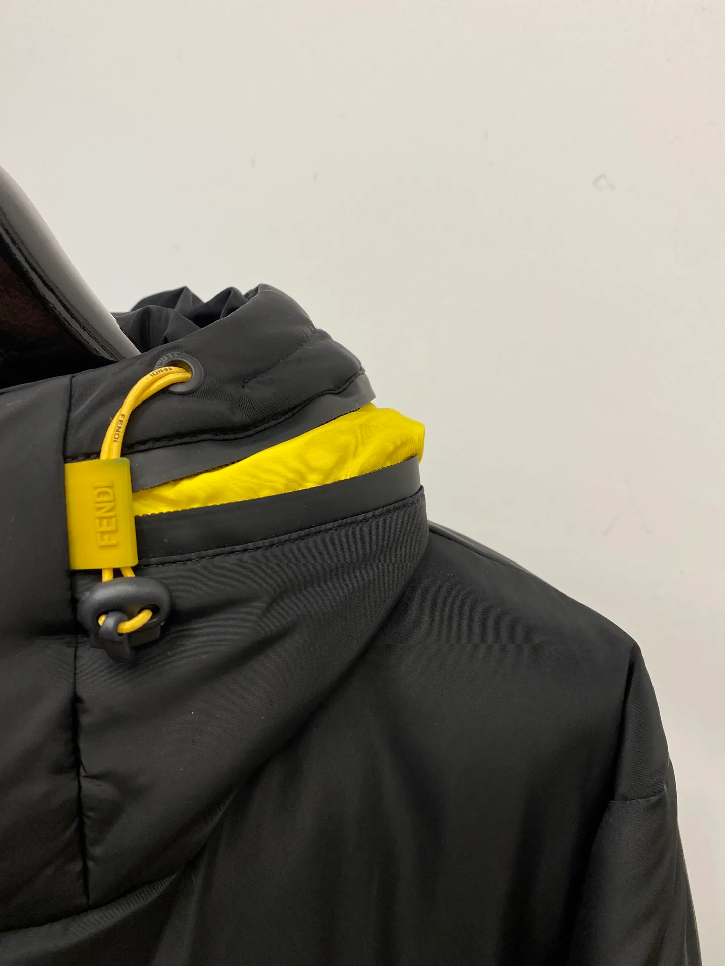 Куртки И Пуховики Мужские Fendi 1941410