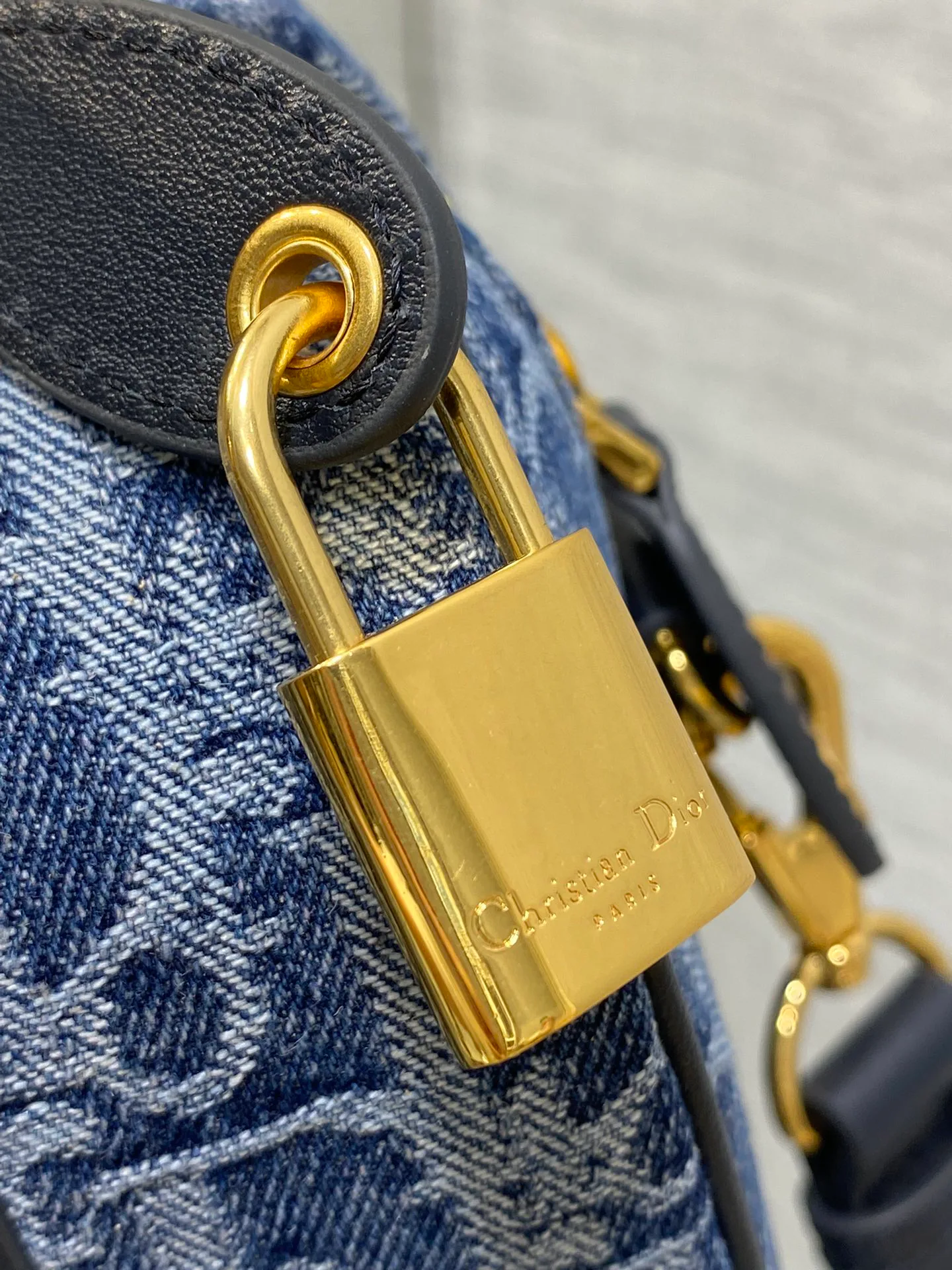 Сумки На Ремне Женские Louis Vuitton 372777