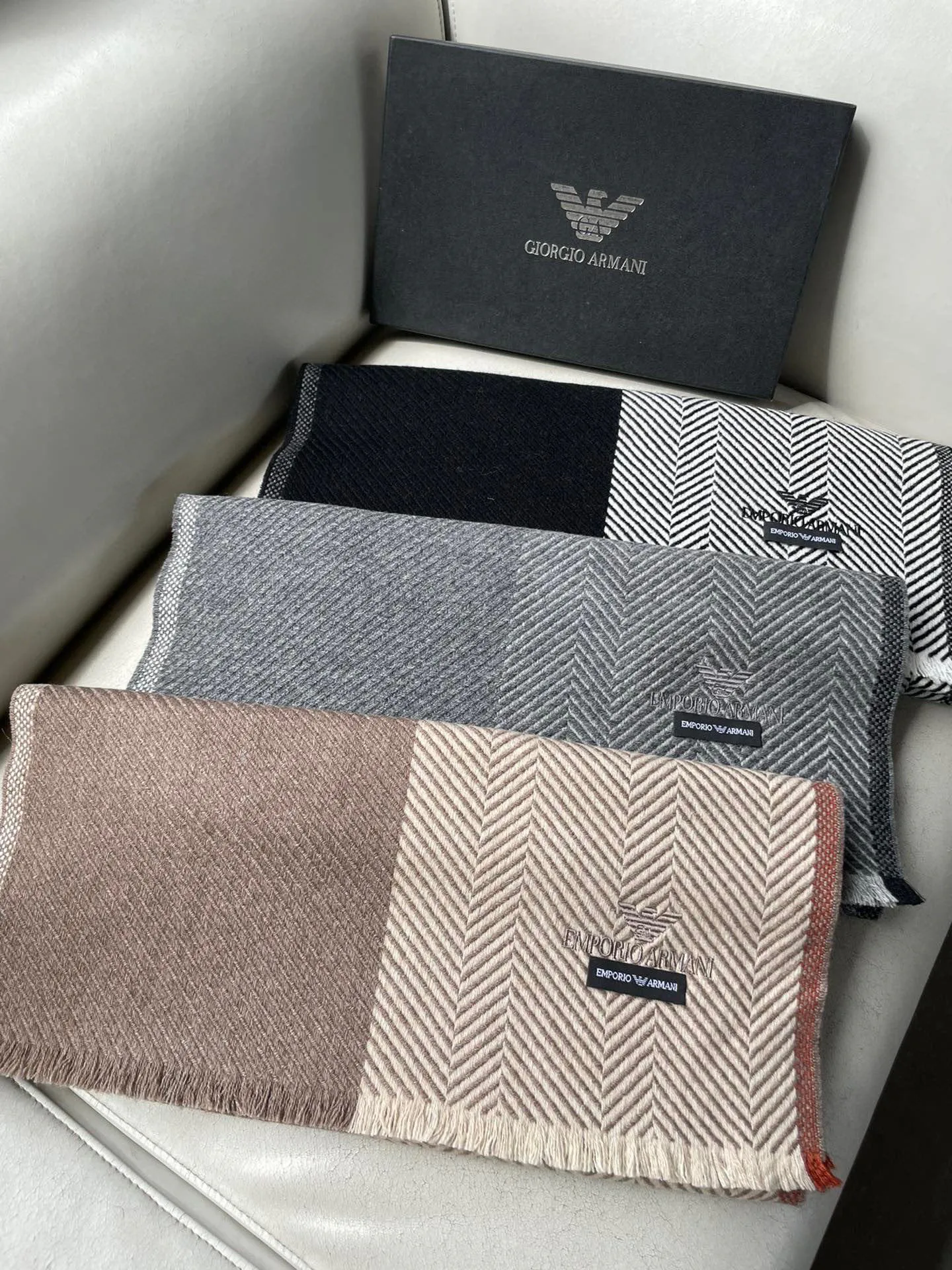 Шарфы Armani 497598