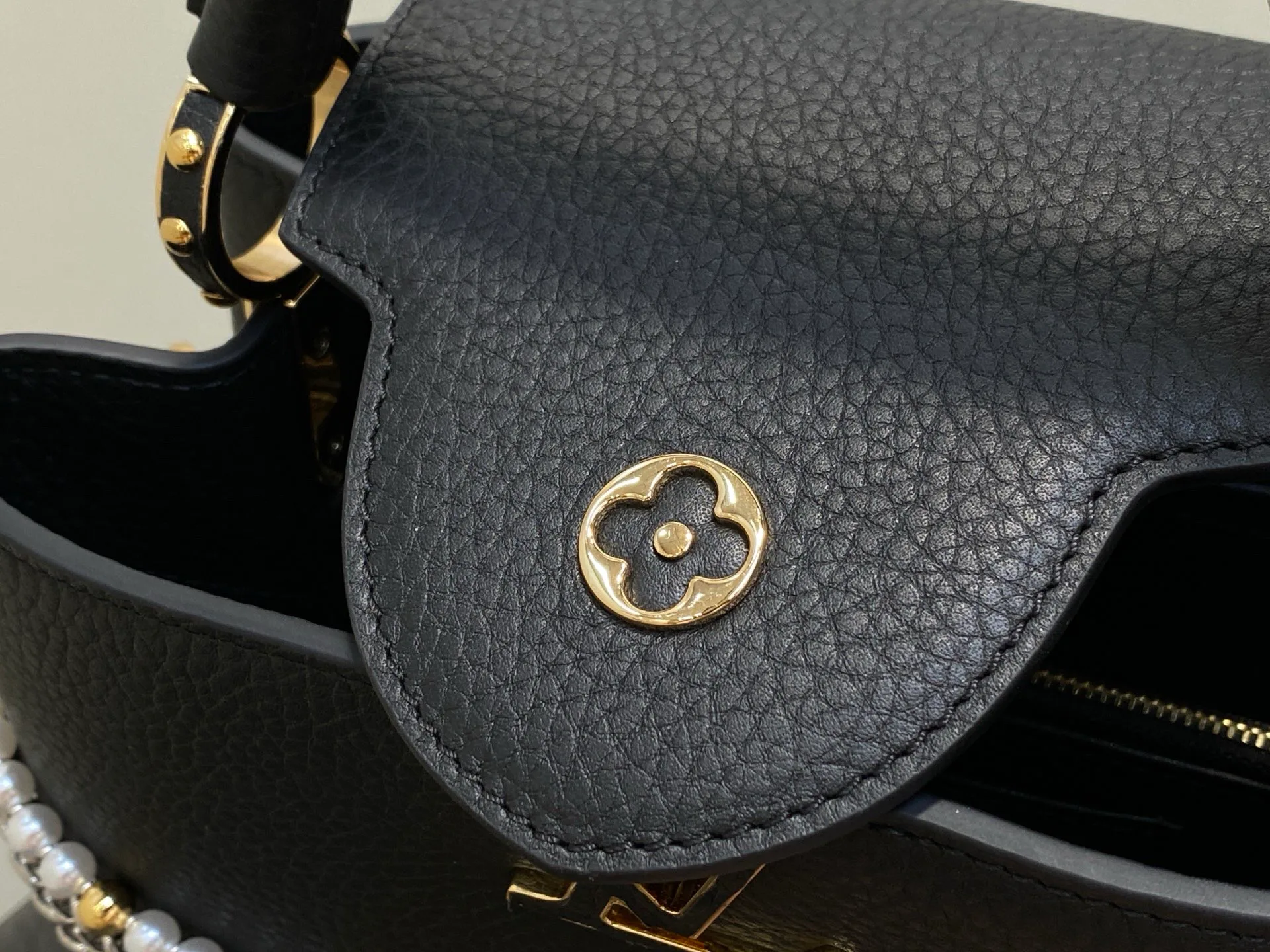 Классические Сумки Женские Louis Vuitton 12798944