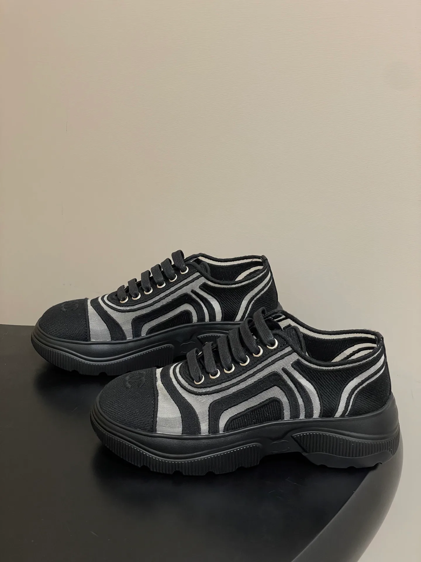 Кроссовки Женские Chanel 725613