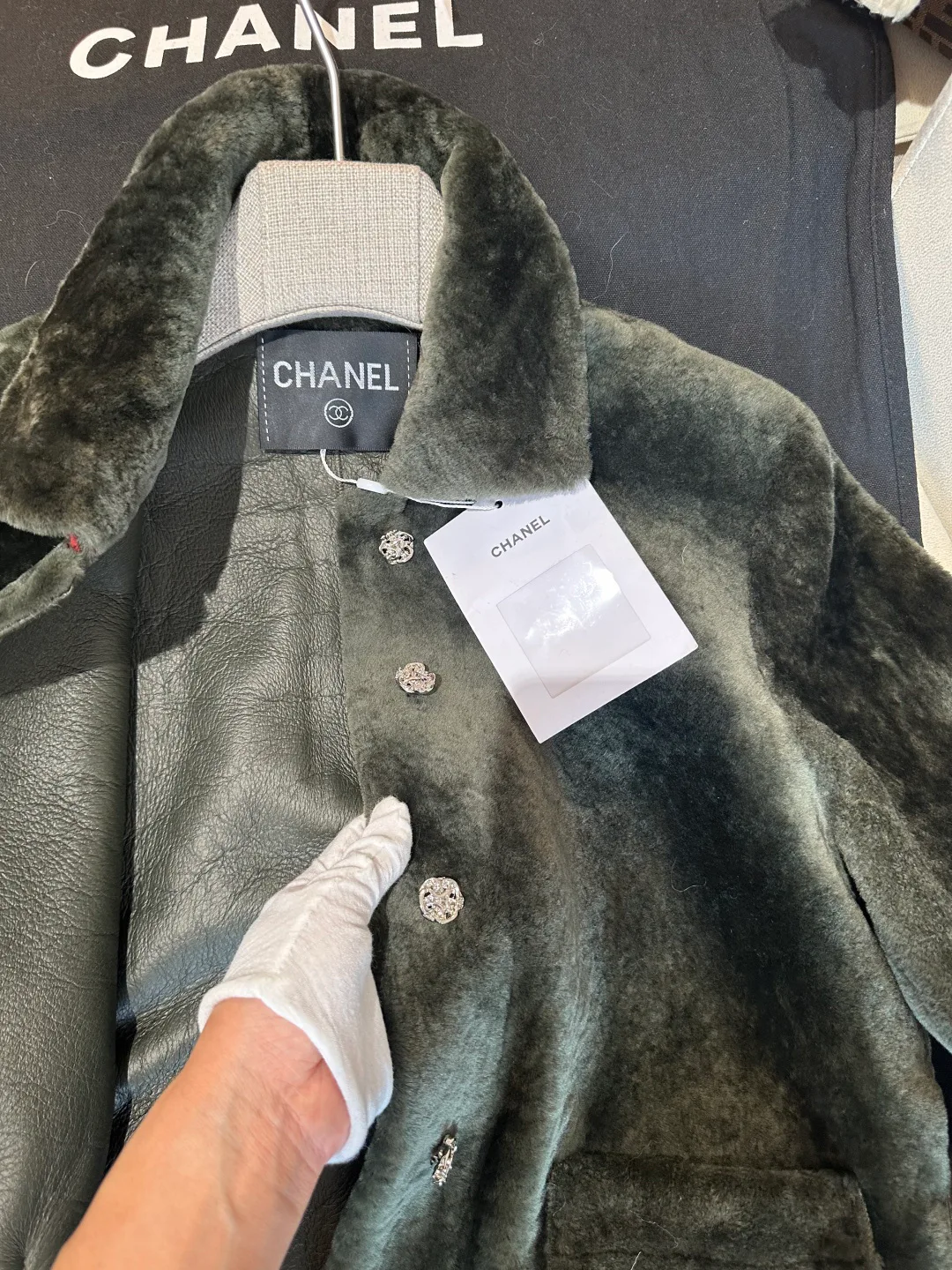 Кожаные Куртки И Дублёнки Женские Chanel 19134534