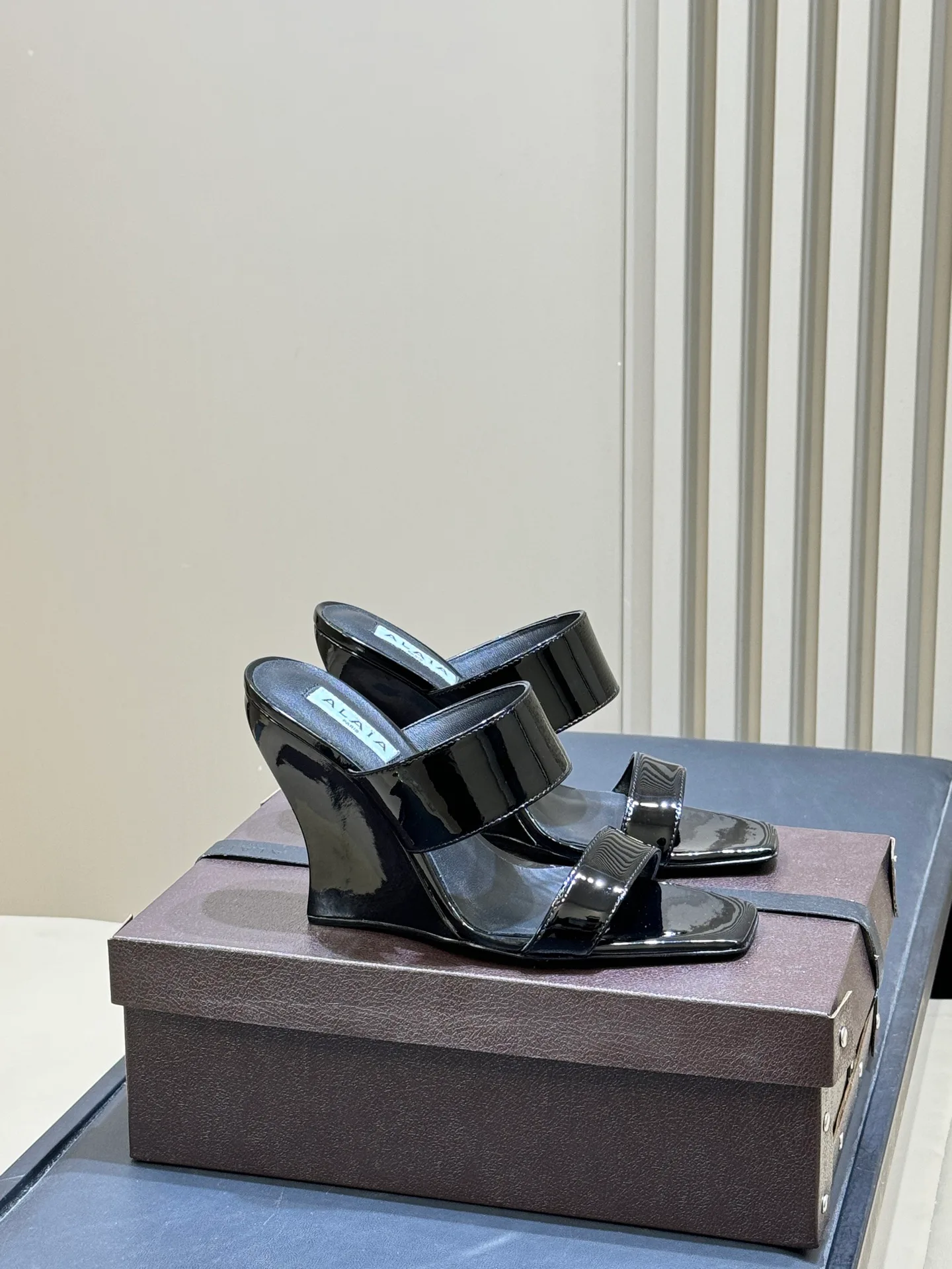 Босоножки Женские Alaia 3150342