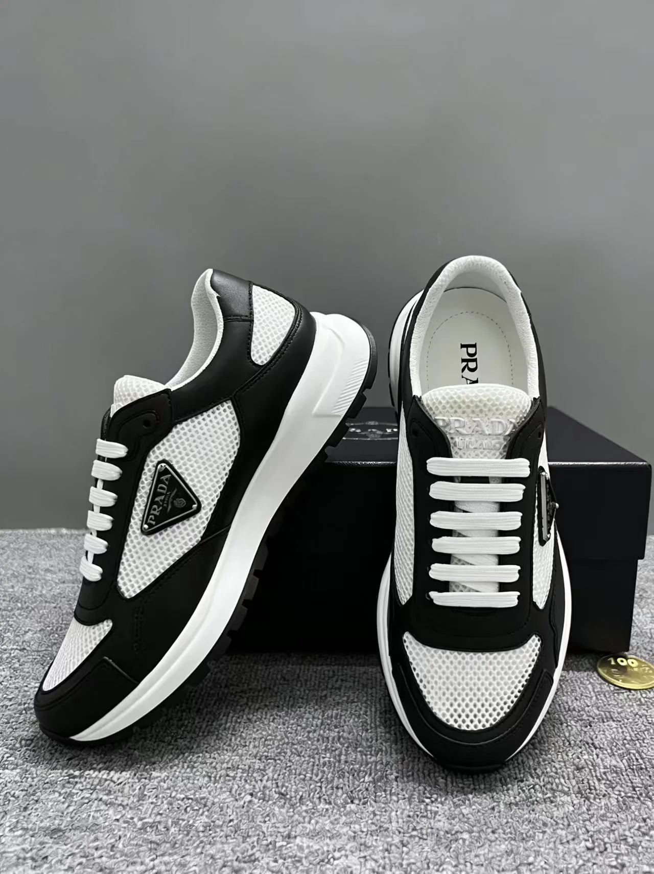 Кроссовки Мужские Prada 13065708