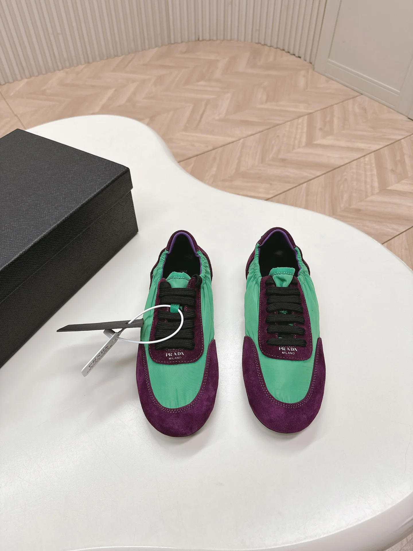 Кроссовки Женские Prada