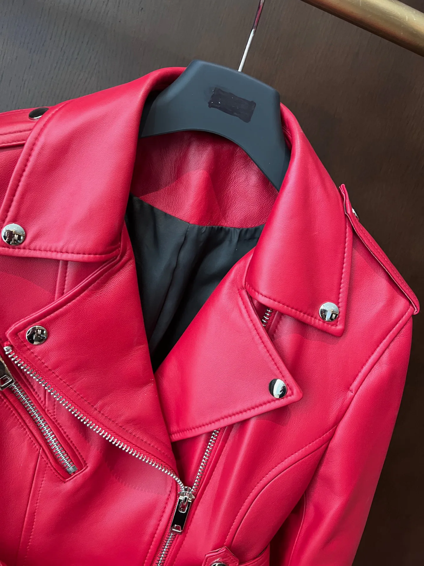 Кожаные Куртки И Дублёнки Женские Chanel 9101625