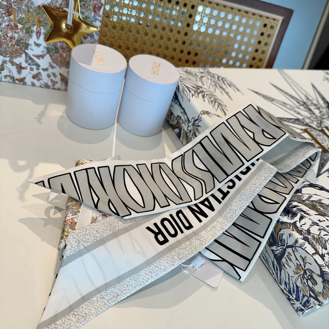 Платки Christian Dior 12918481