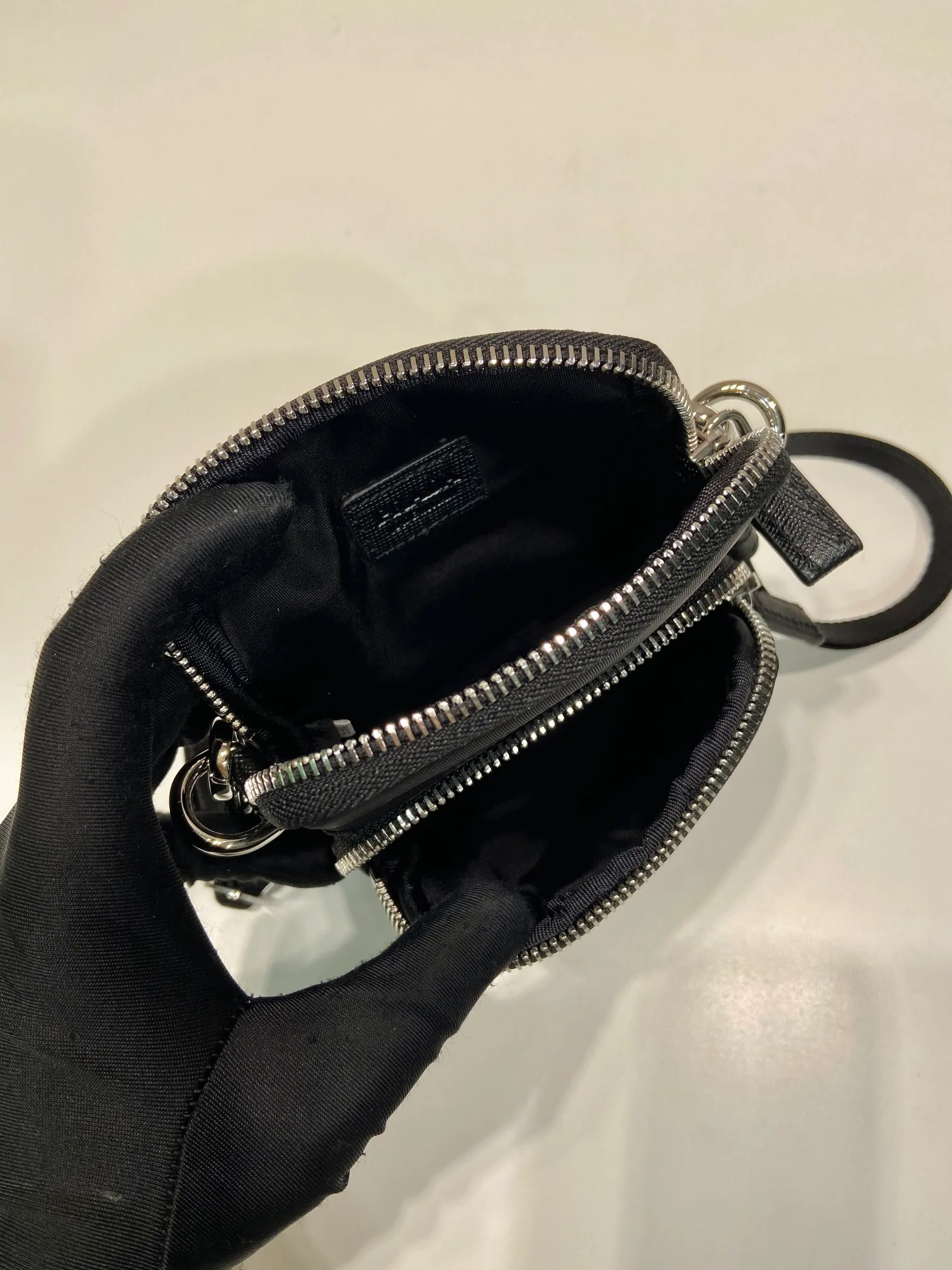 Сумки На Ремне Женские Prada 13410401