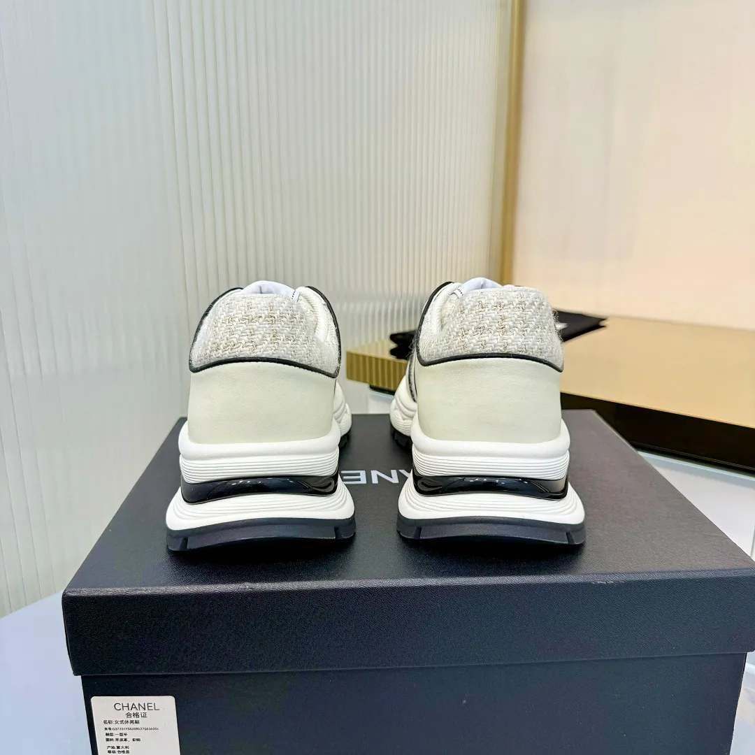 Кроссовки Женские Chanel 11396601