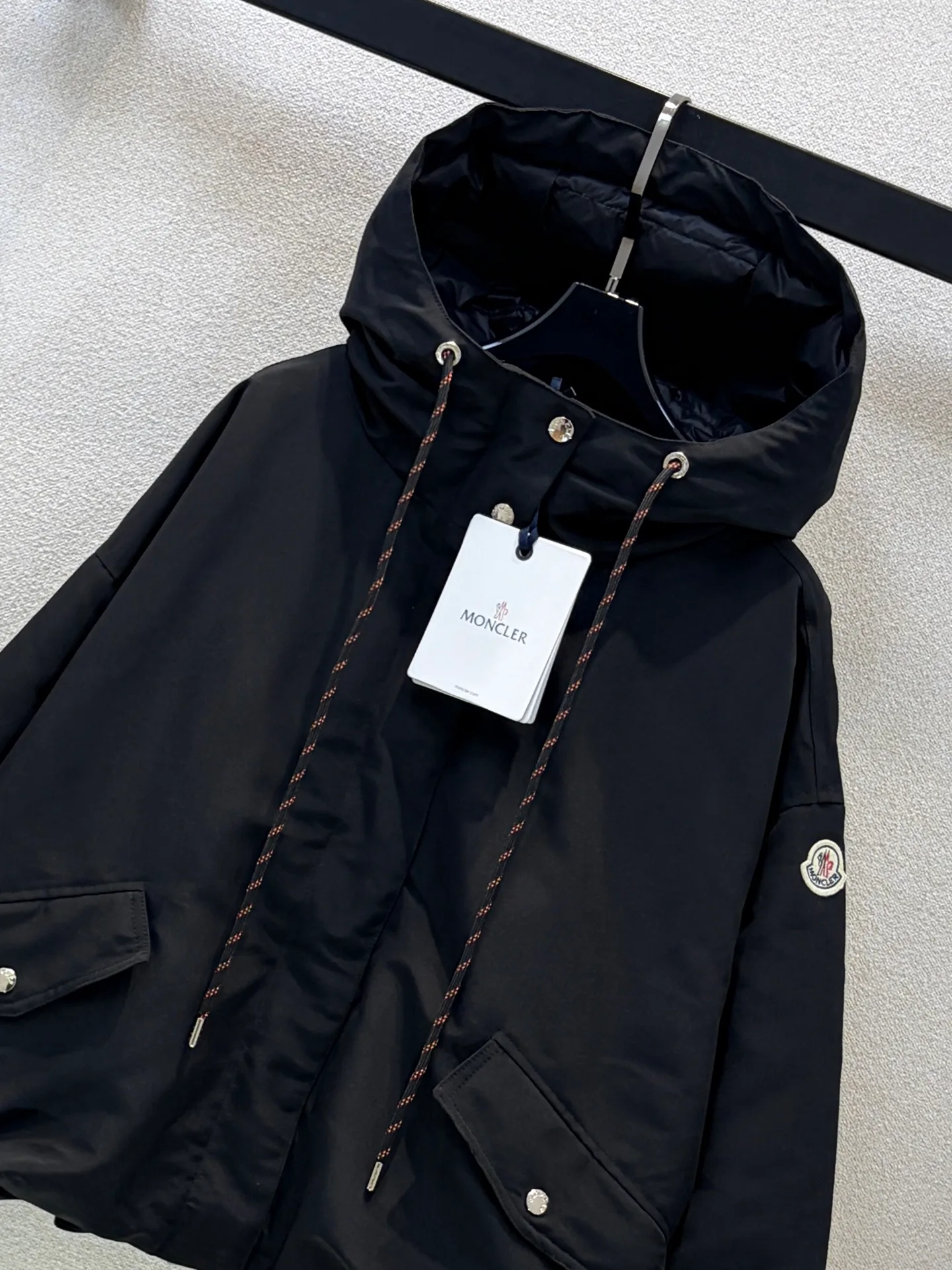 Куртки И Пуховики Женские Moncler 19480504