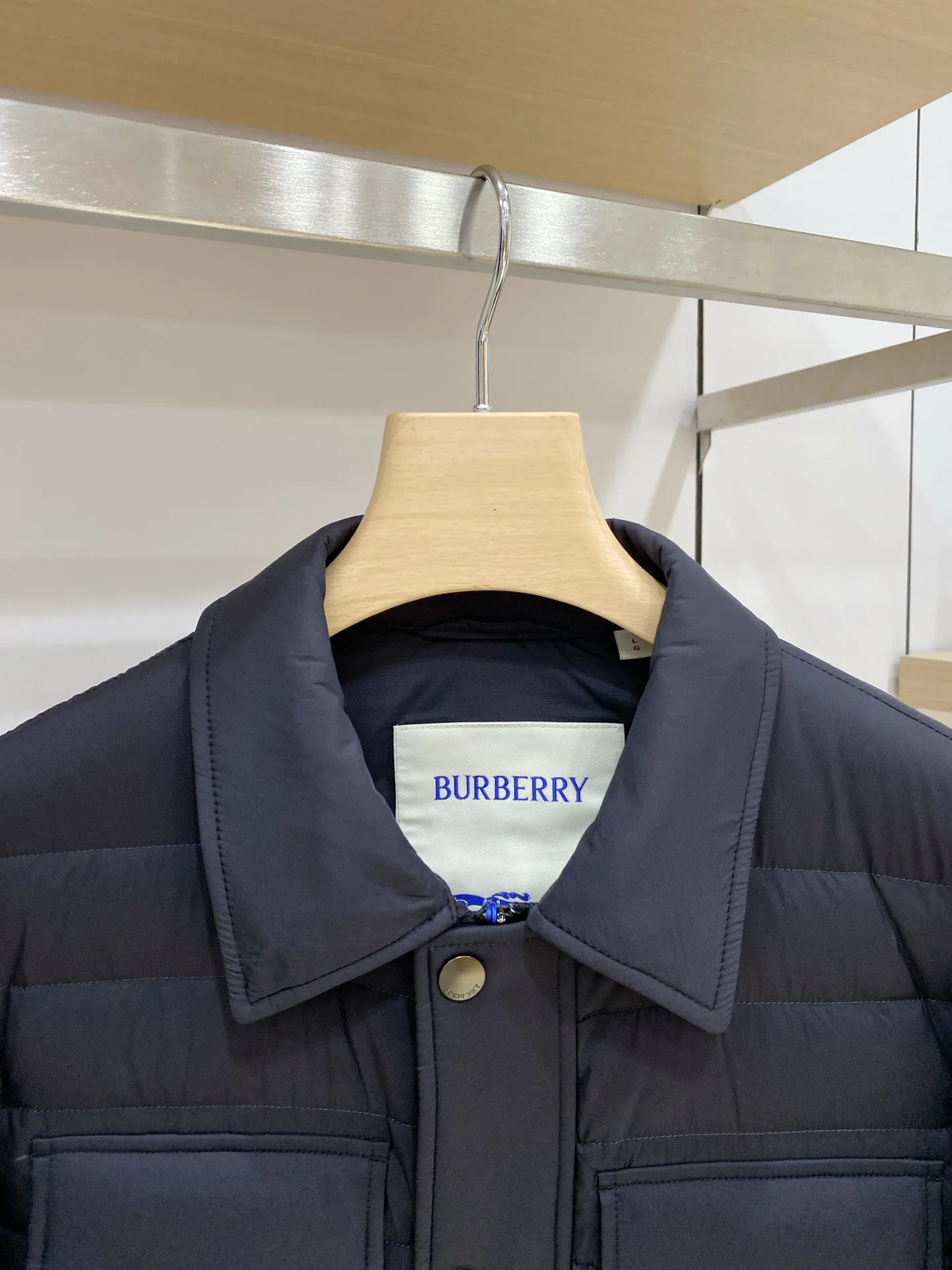 Куртки И Пуховики Женские Burberry 18284798