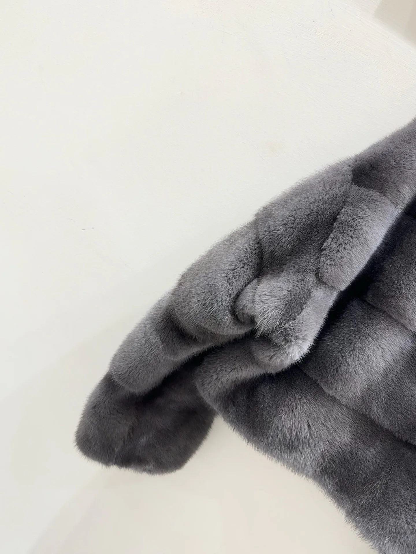 Шубы Женские Christian Dior 1139209