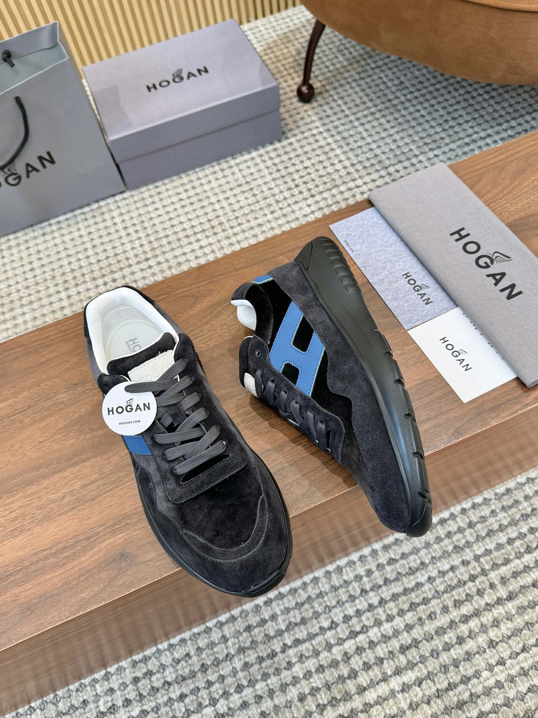 Кроссовки Женские Hogan 12835345