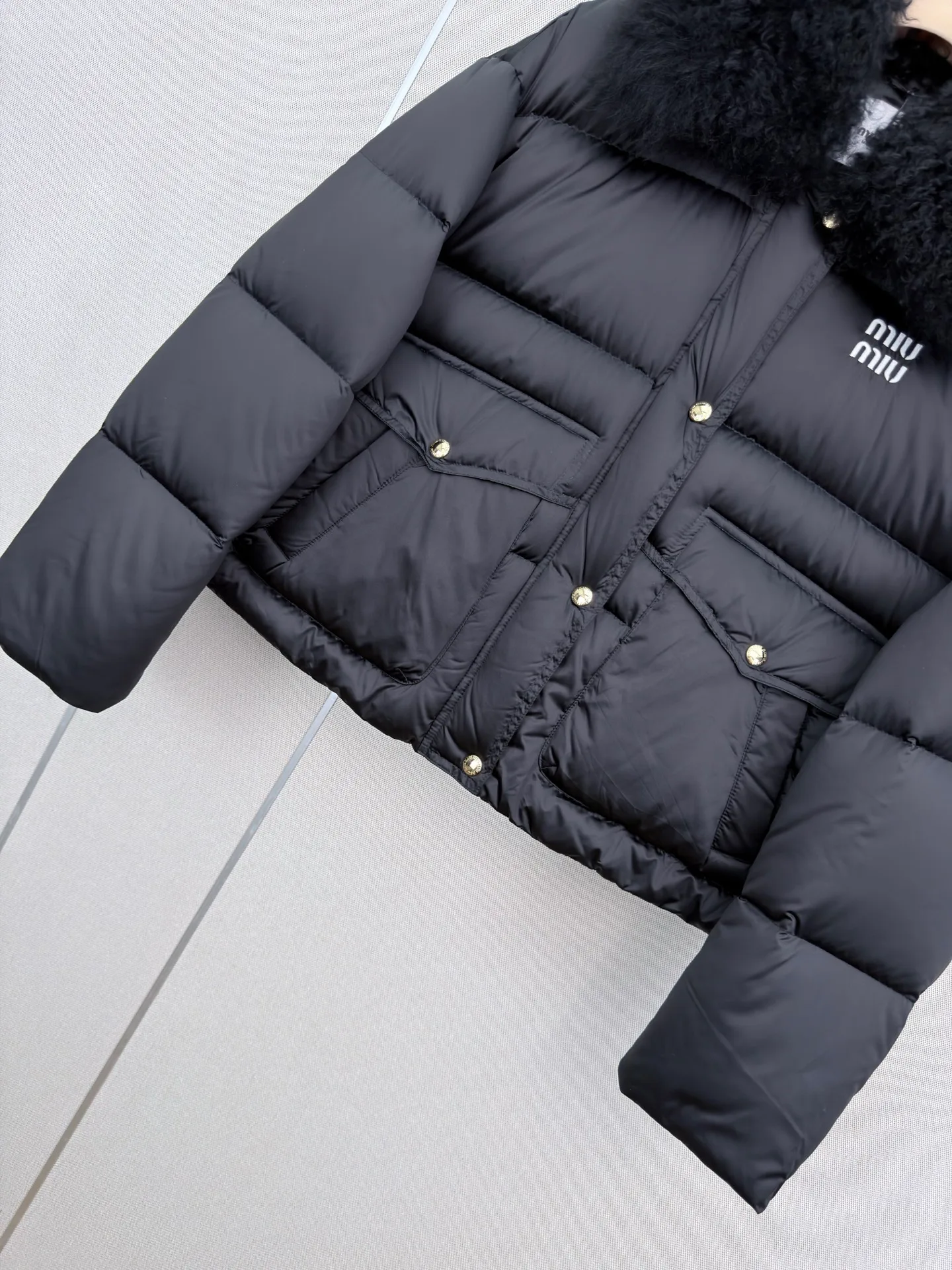 Куртки И Пуховики Женские Miu Miu 18185757
