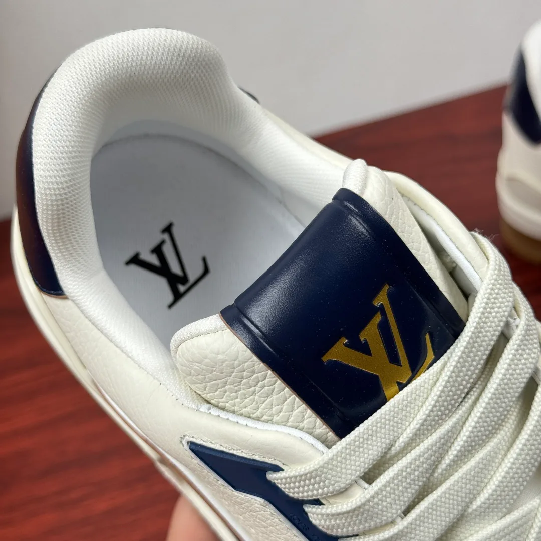 Кроссовки Мужские Louis Vuitton 11917362