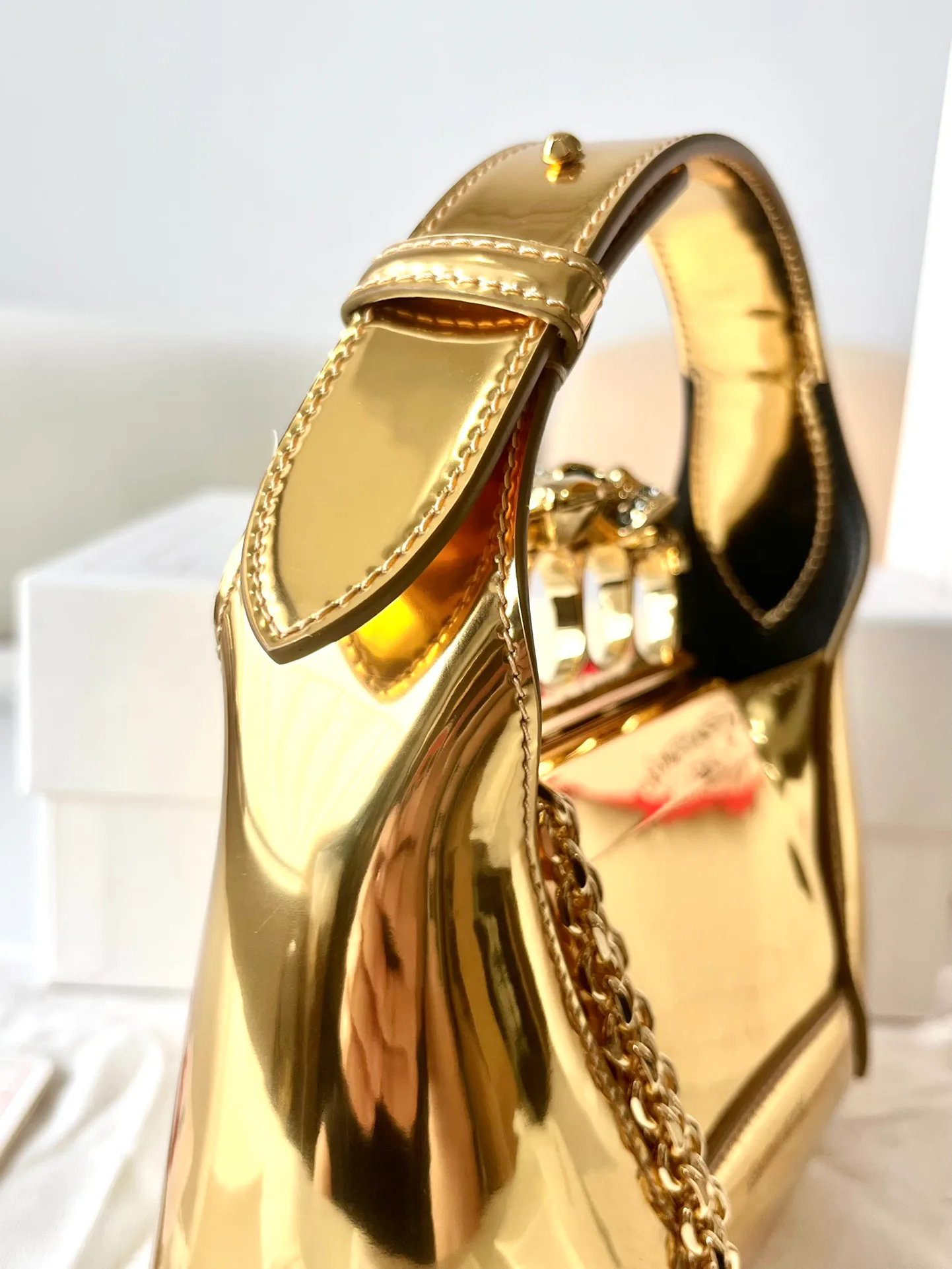 Классические Сумки Женские Alexander Mcqueen 11472510