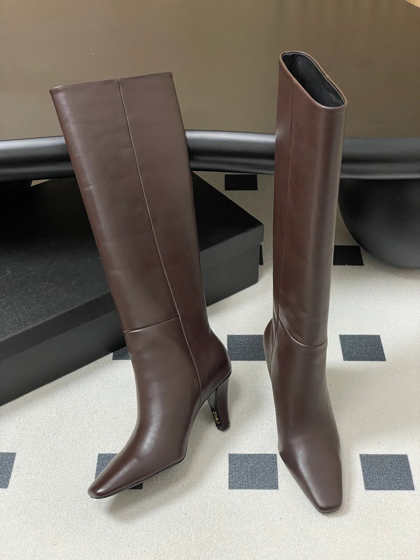 Сапоги Женские Saint Laurent 300656