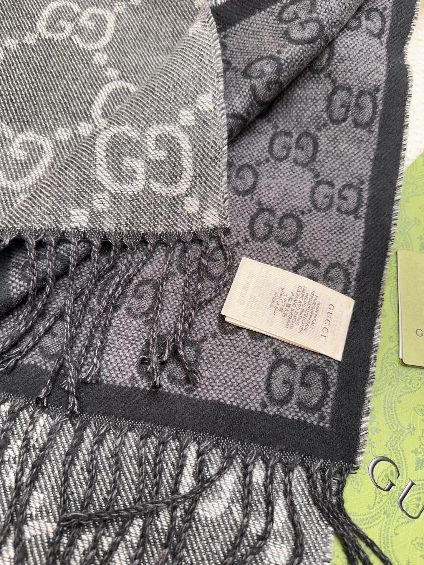 Шарфы Gucci 18003246