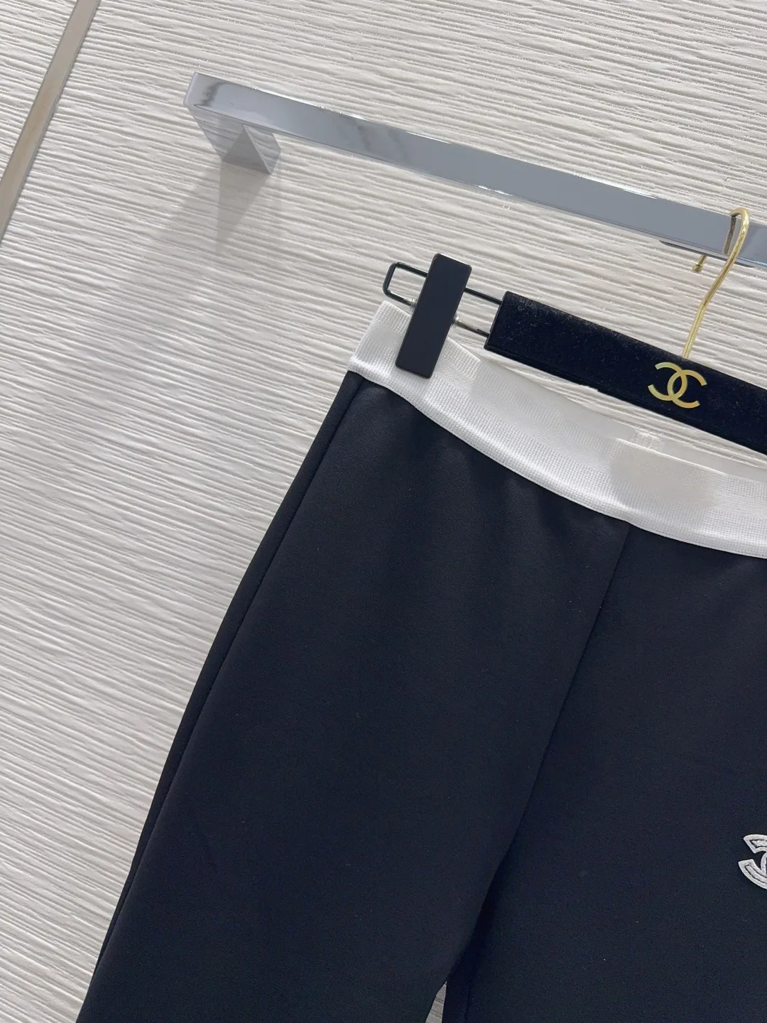 Брюки Женские Chanel 18137936