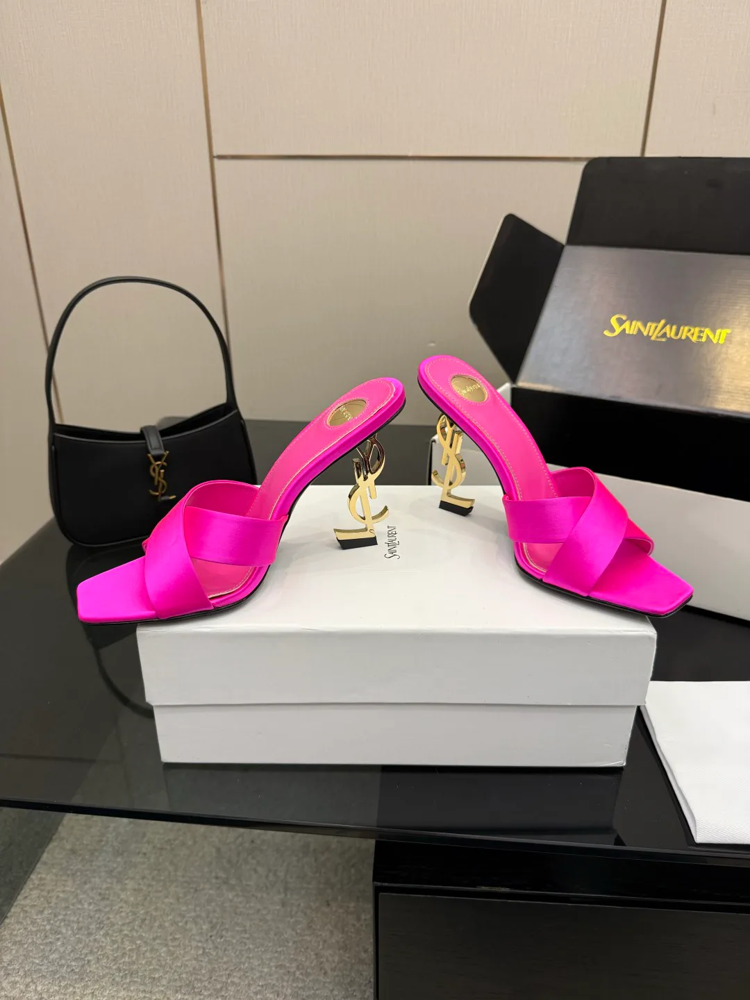 Босоножки Женские Saint Laurent 11336490