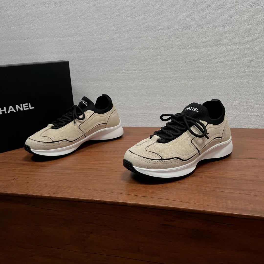 Кроссовки Женские Chanel 17542464