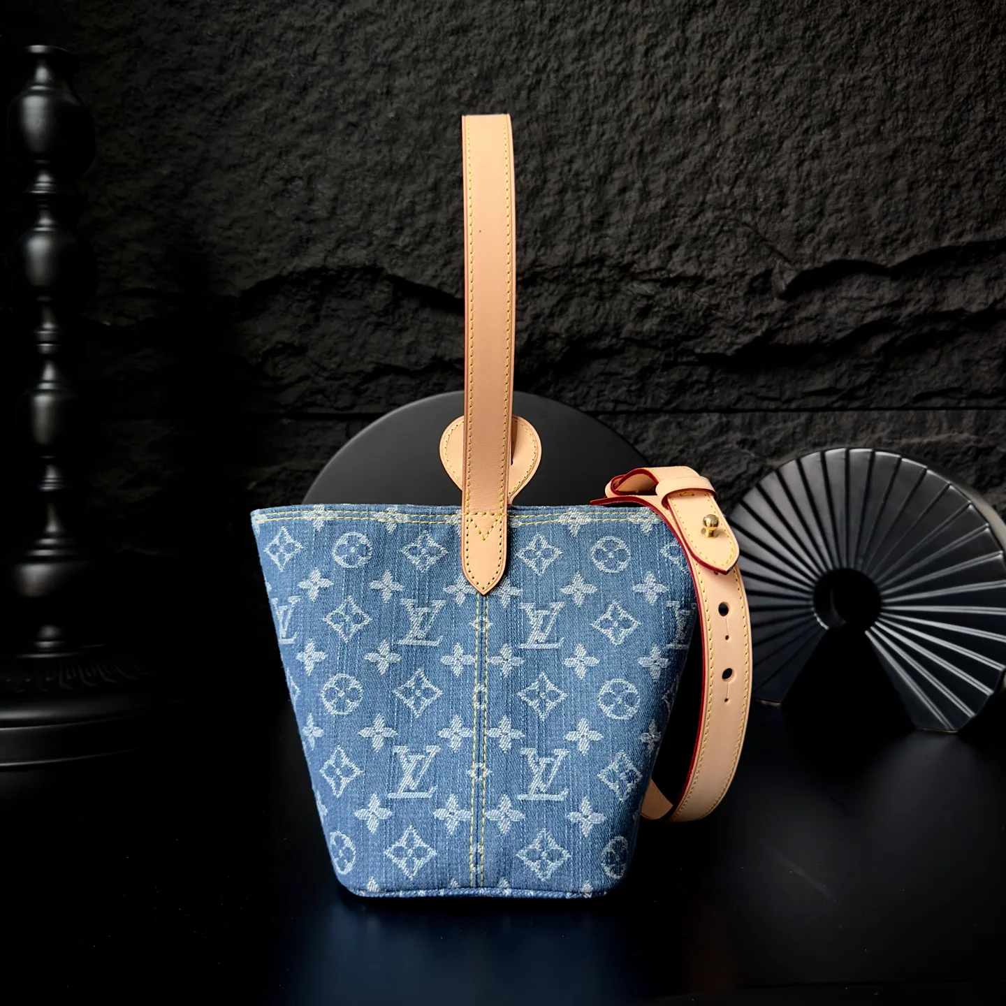 Классические Сумки Женские Louis Vuitton 17498631