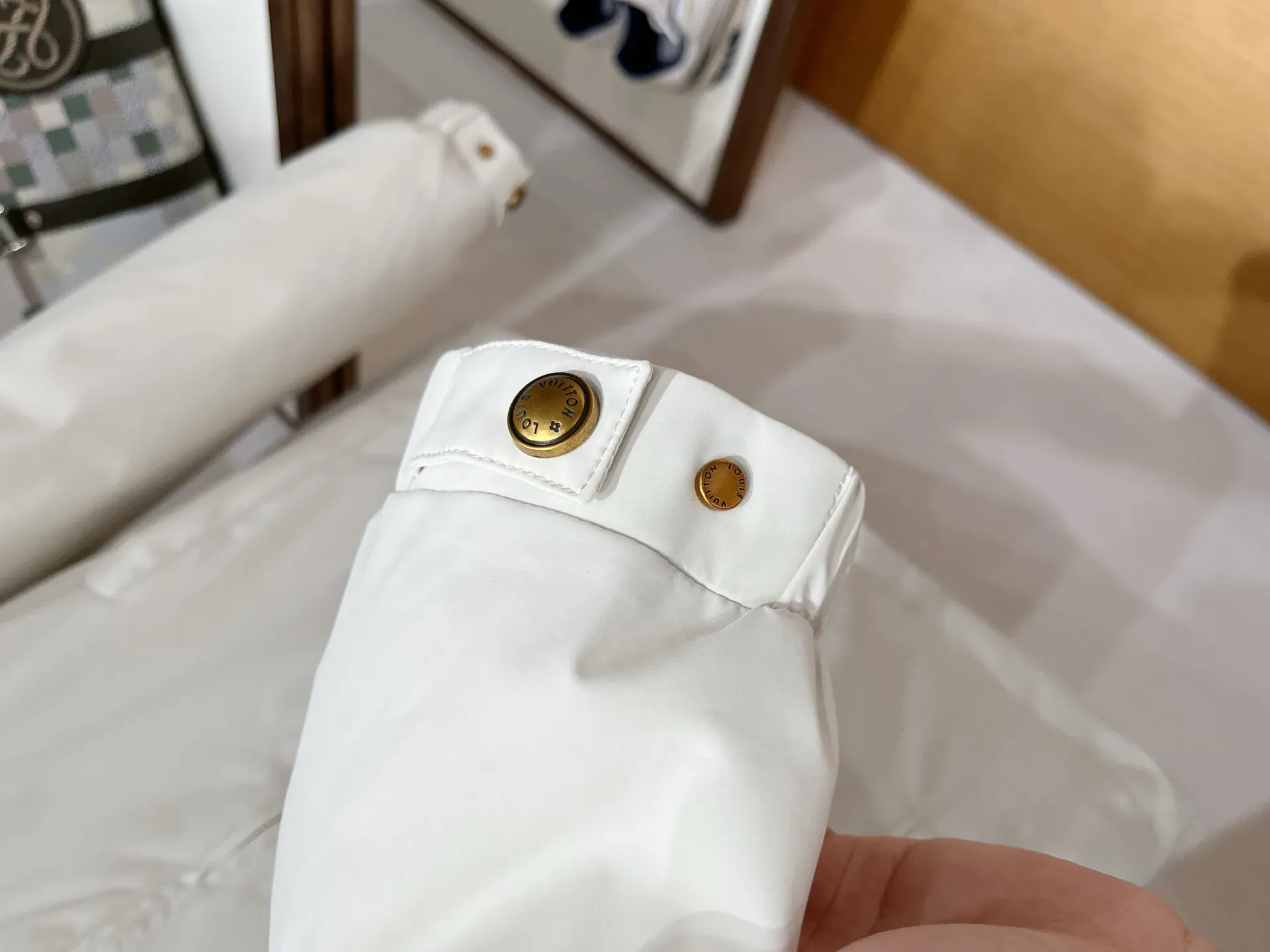 Куртки И Пуховики Женские Louis Vuitton 558463