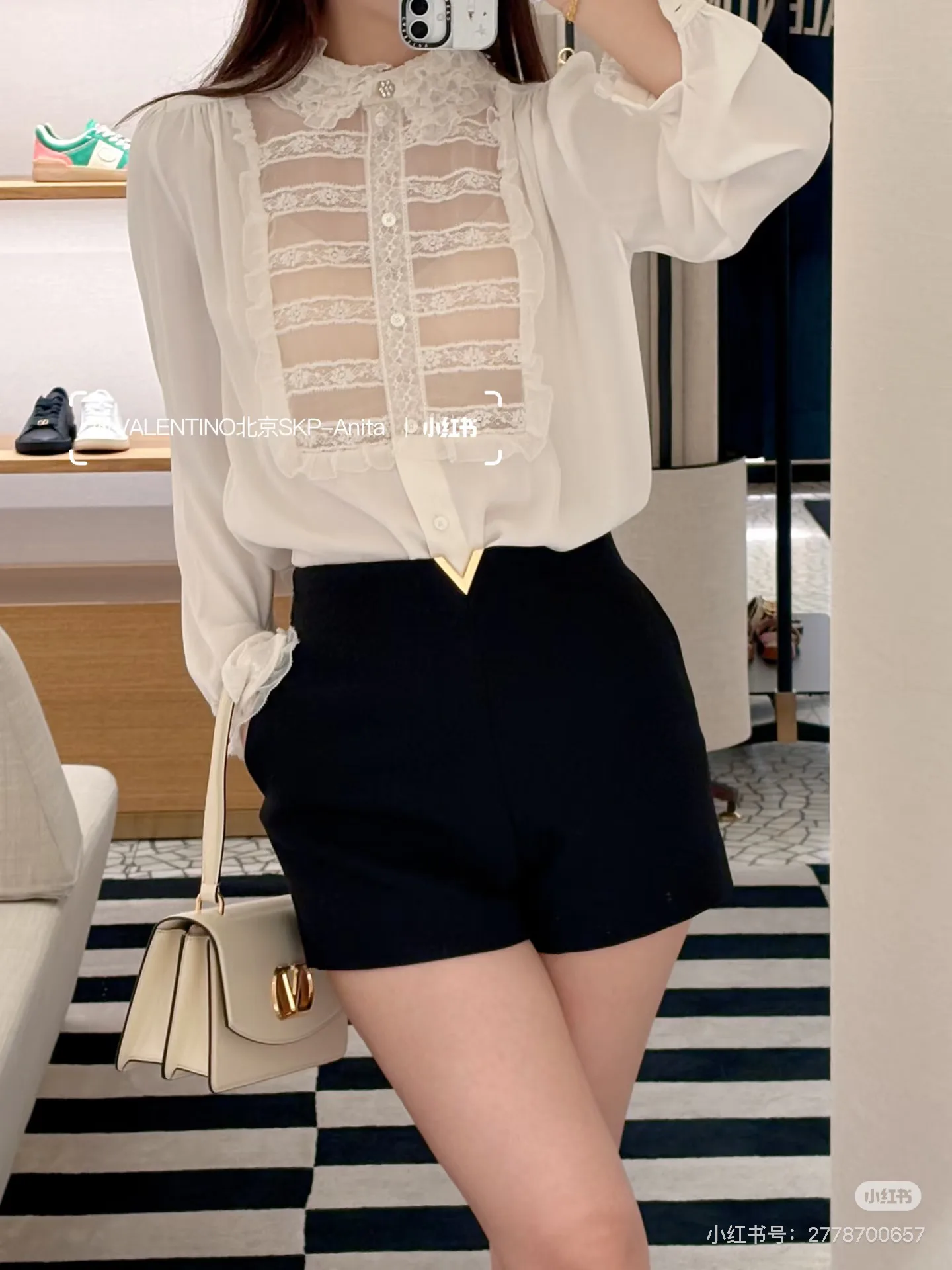 Шорты Женские Vetements 11670636