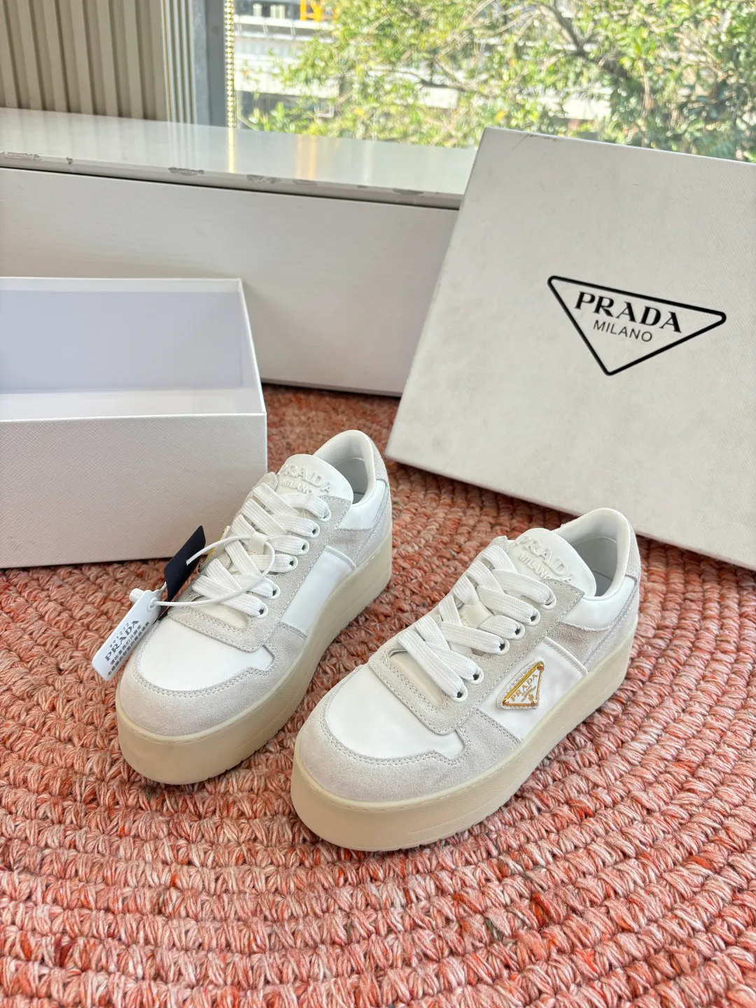 Кроссовки Женские Prada 10447002