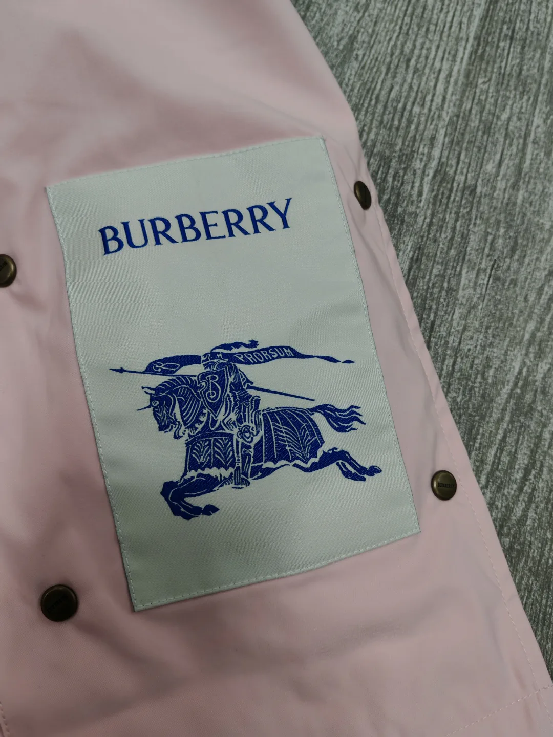 Куртки И Пуховики Женские Burberry 17998524