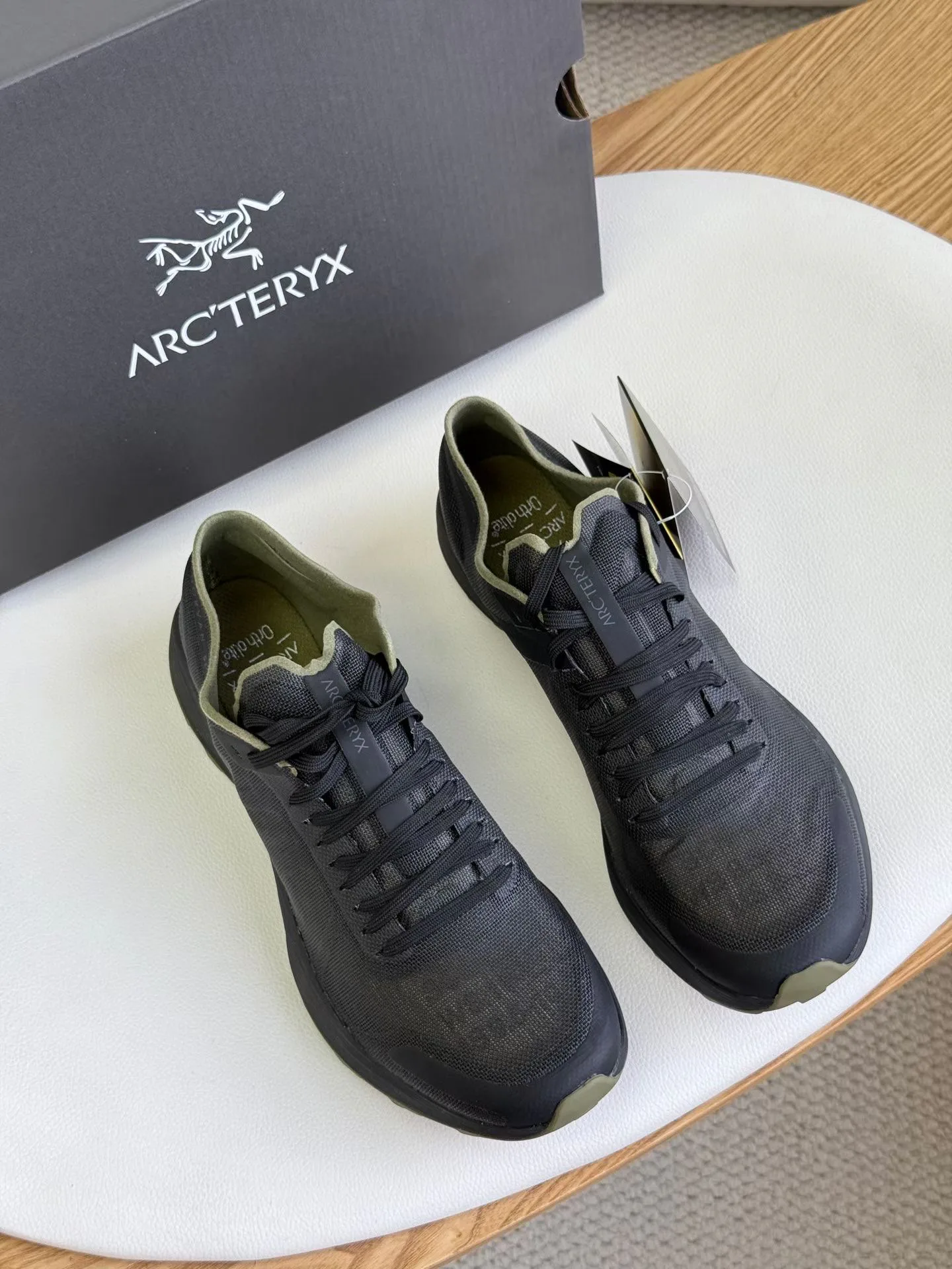Кроссовки Мужские Arcteryx 17962314