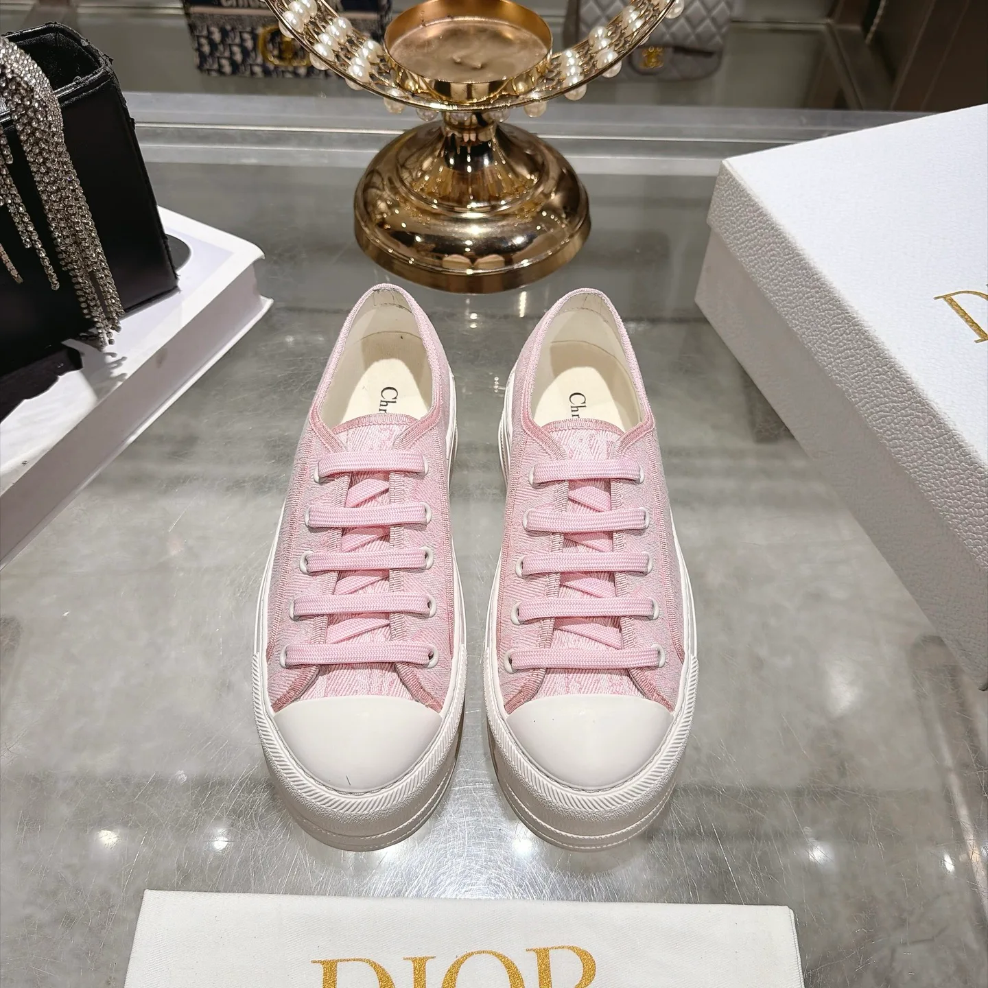Кроссовки Женские Christian Dior 18764218