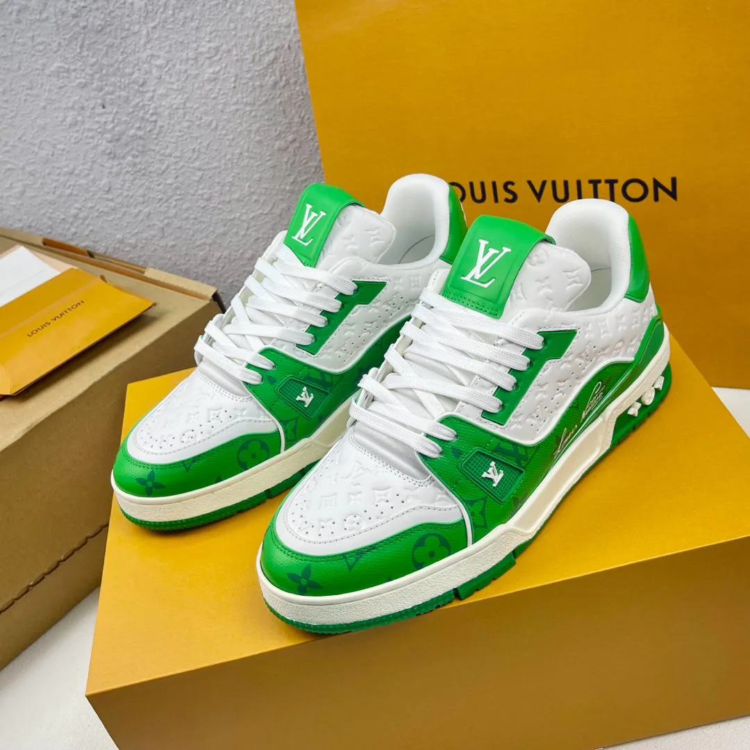 Кроссовки Женские Louis Vuitton 2679369