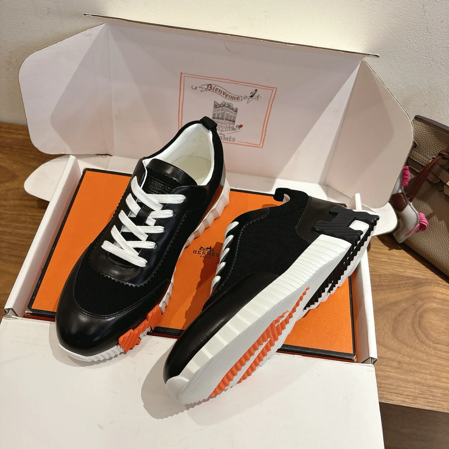Кроссовки Женские Hermes 9914995