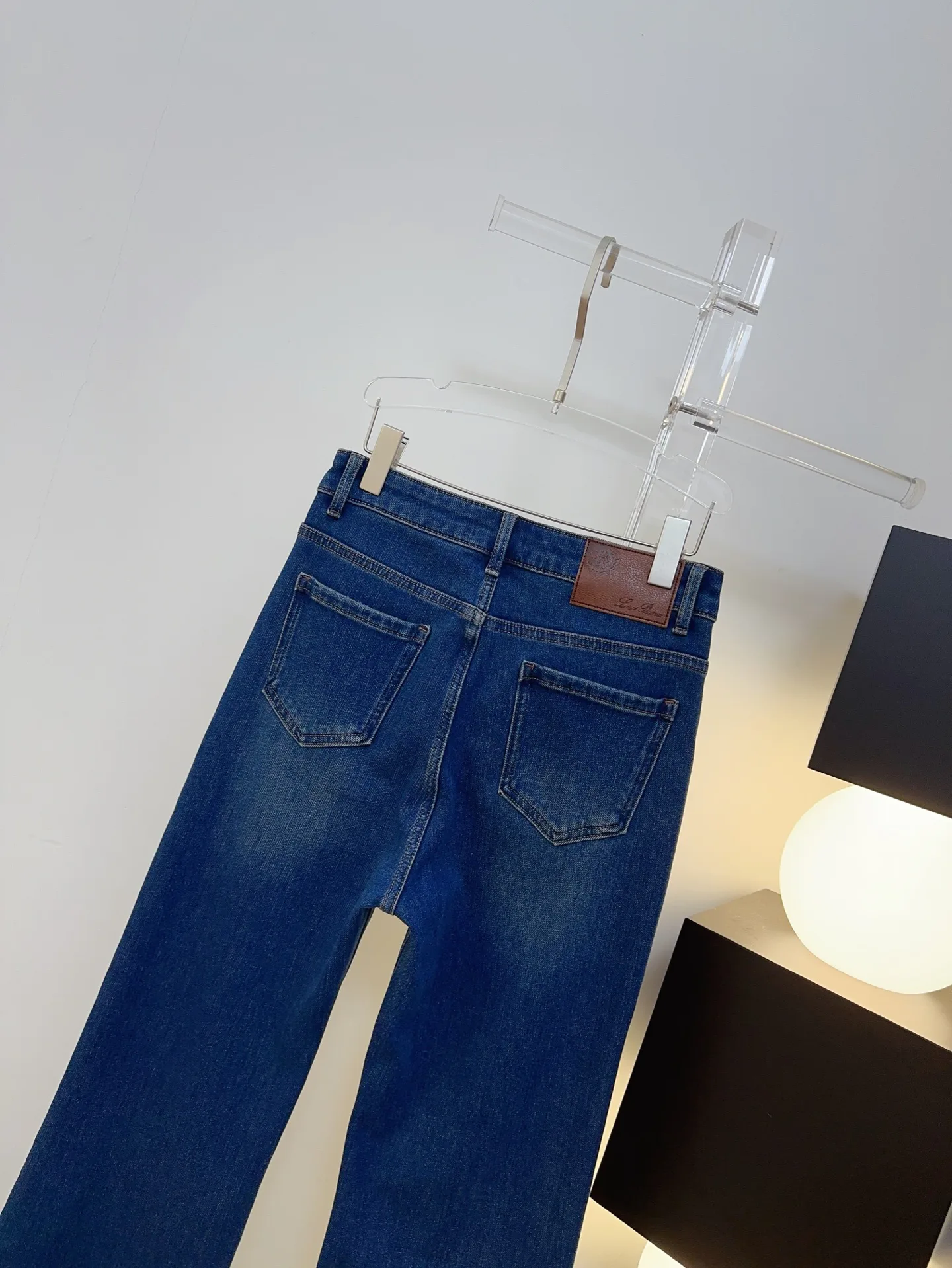 Джинсы Женские Loro Piana 19332019