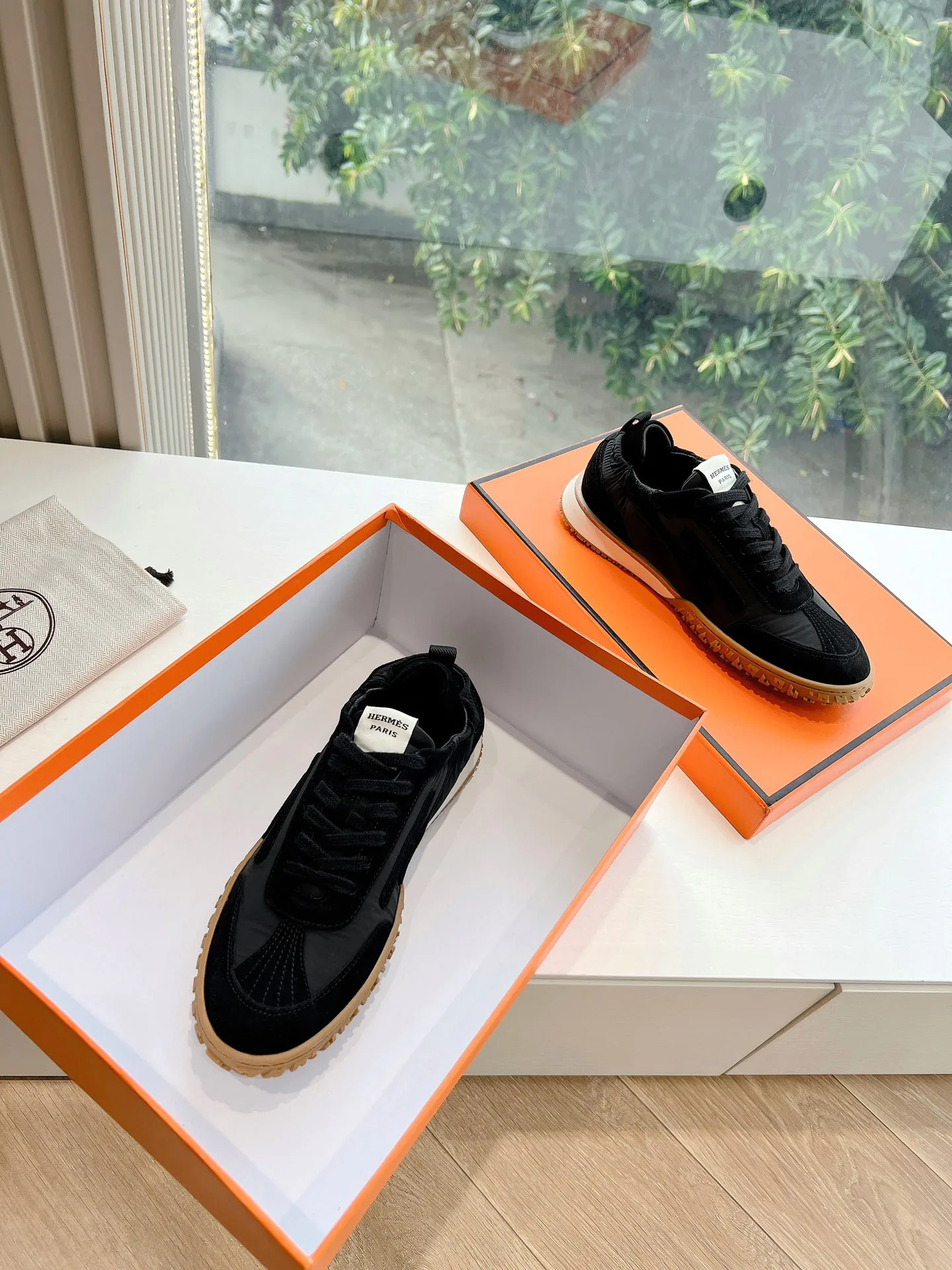 Кроссовки Женские Hermes 11014220
