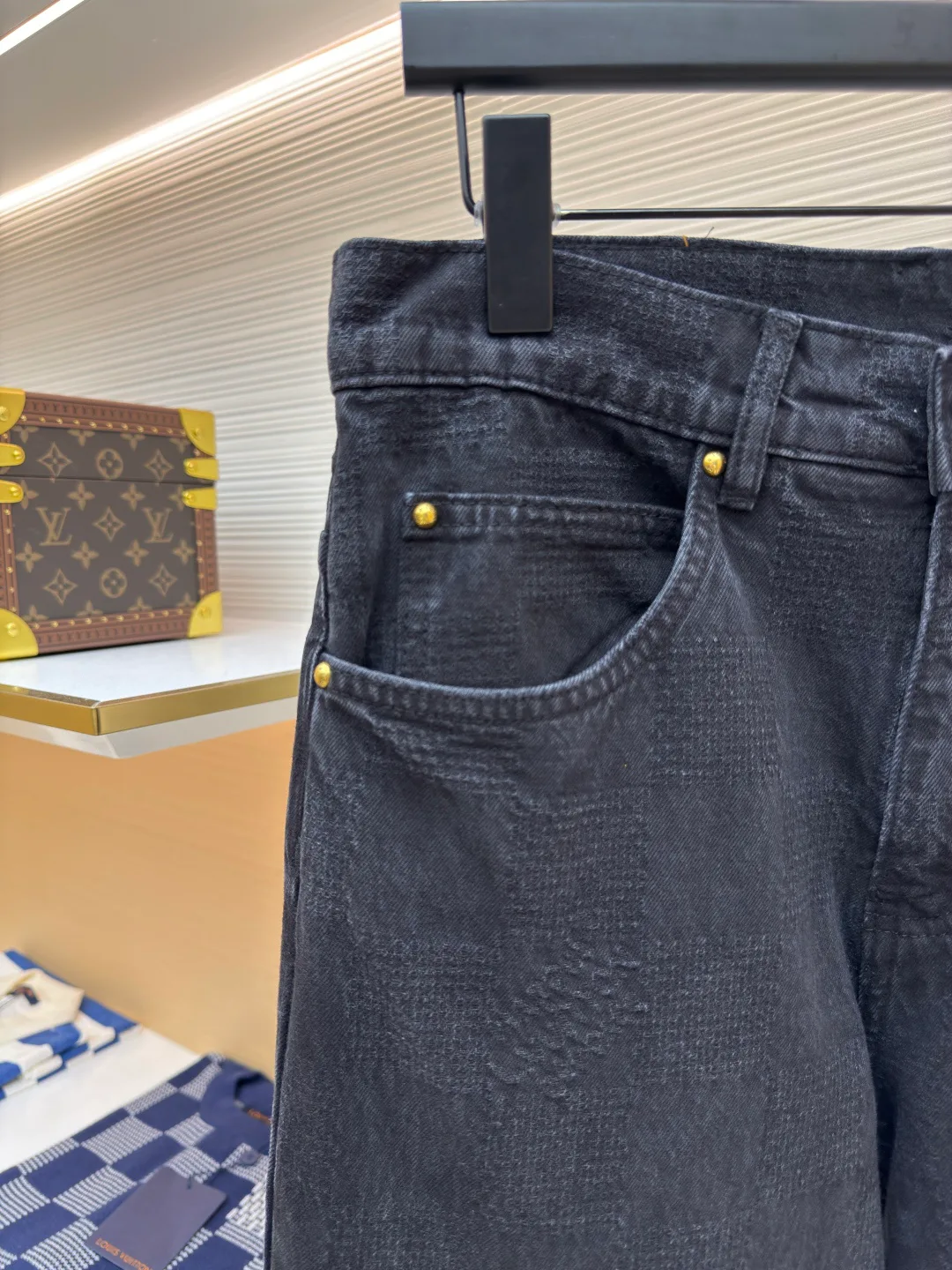 Джинсы Мужские Louis Vuitton 17480569