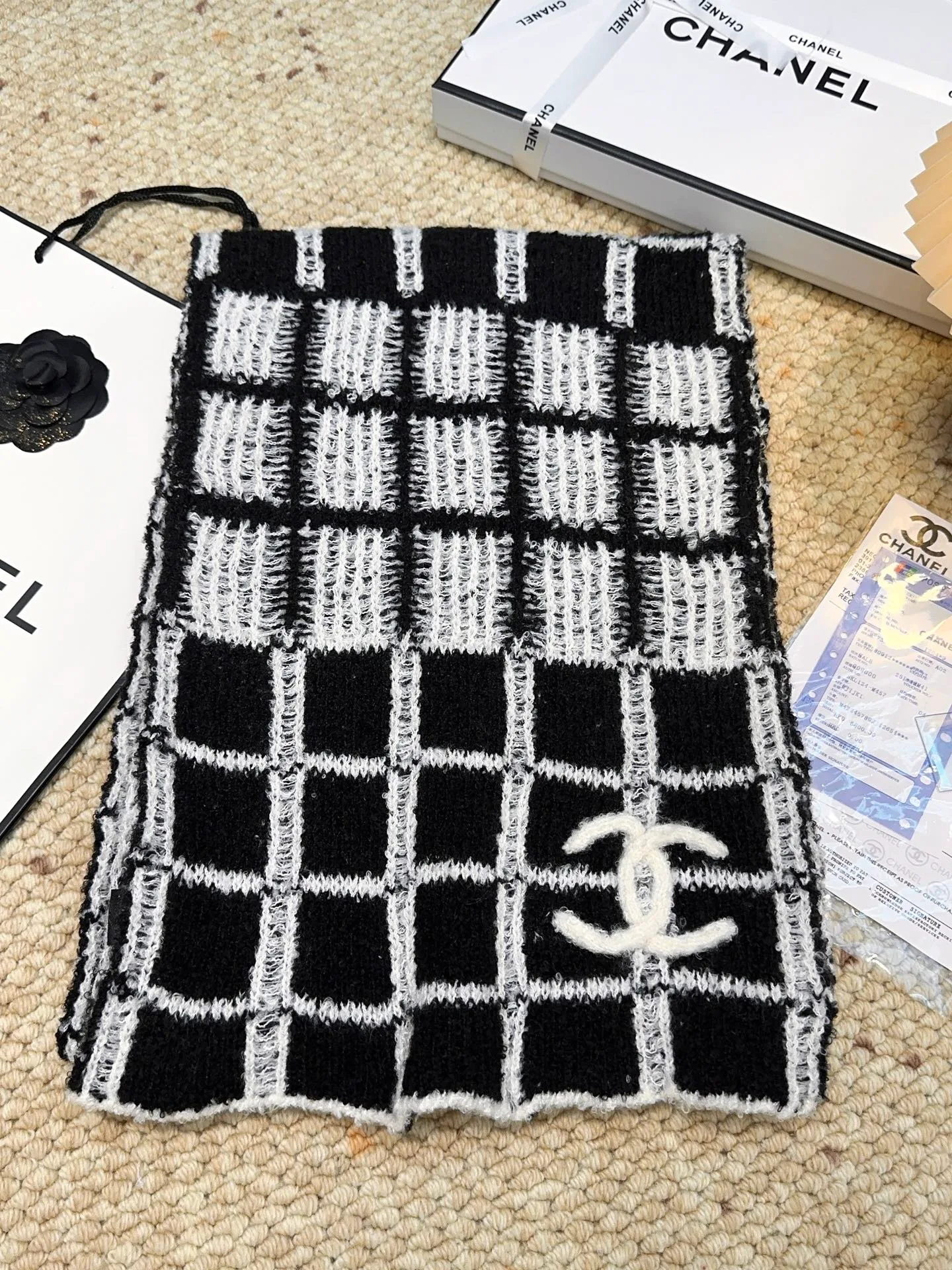 Шарфы Chanel 240430