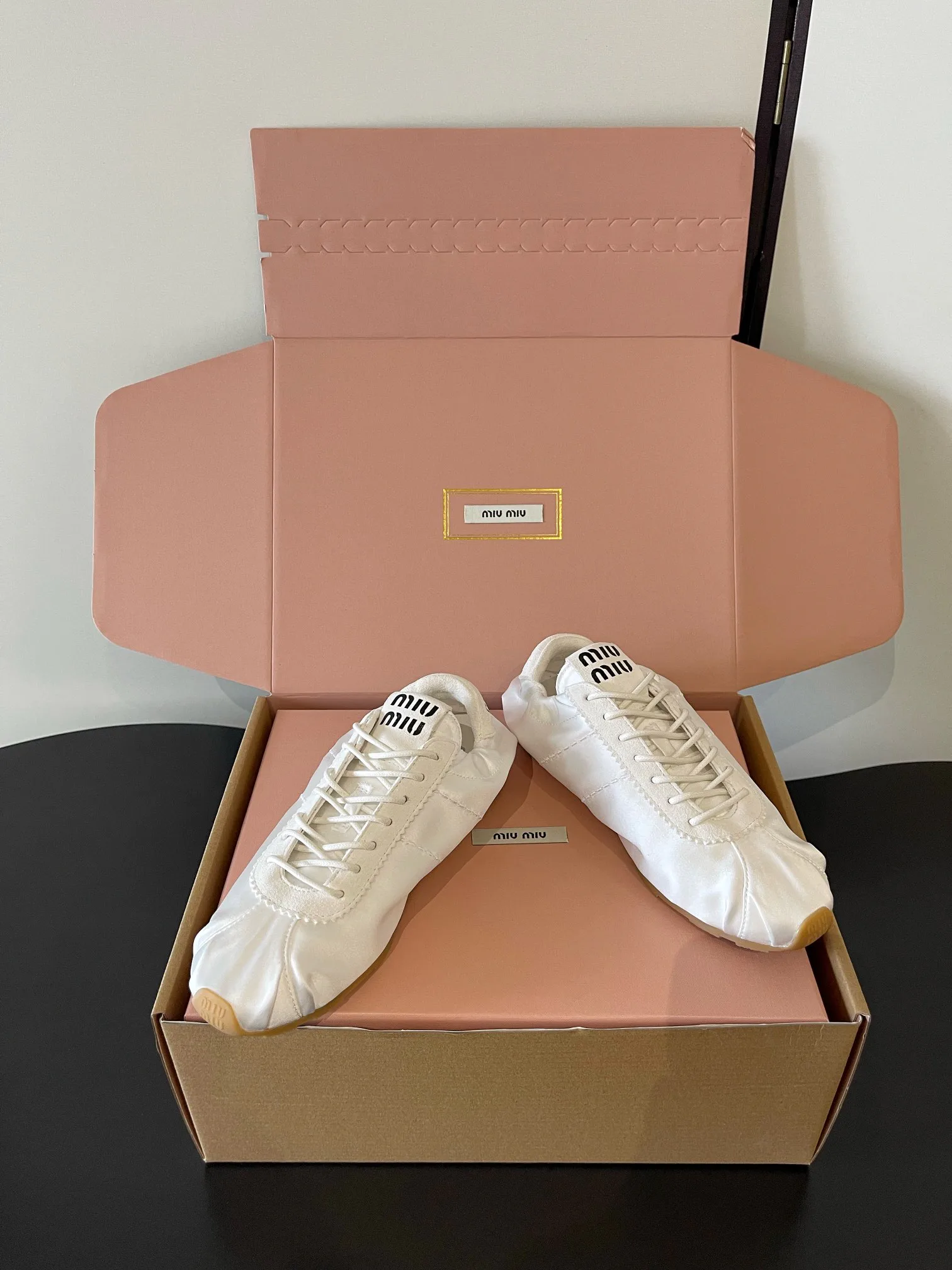 Кроссовки Женские Miu Miu 10655001