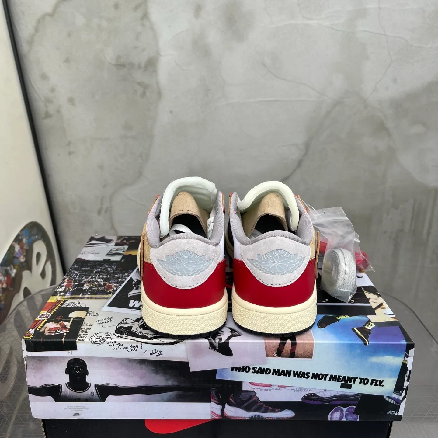 Кроссовки Женские Air Jordan 226882