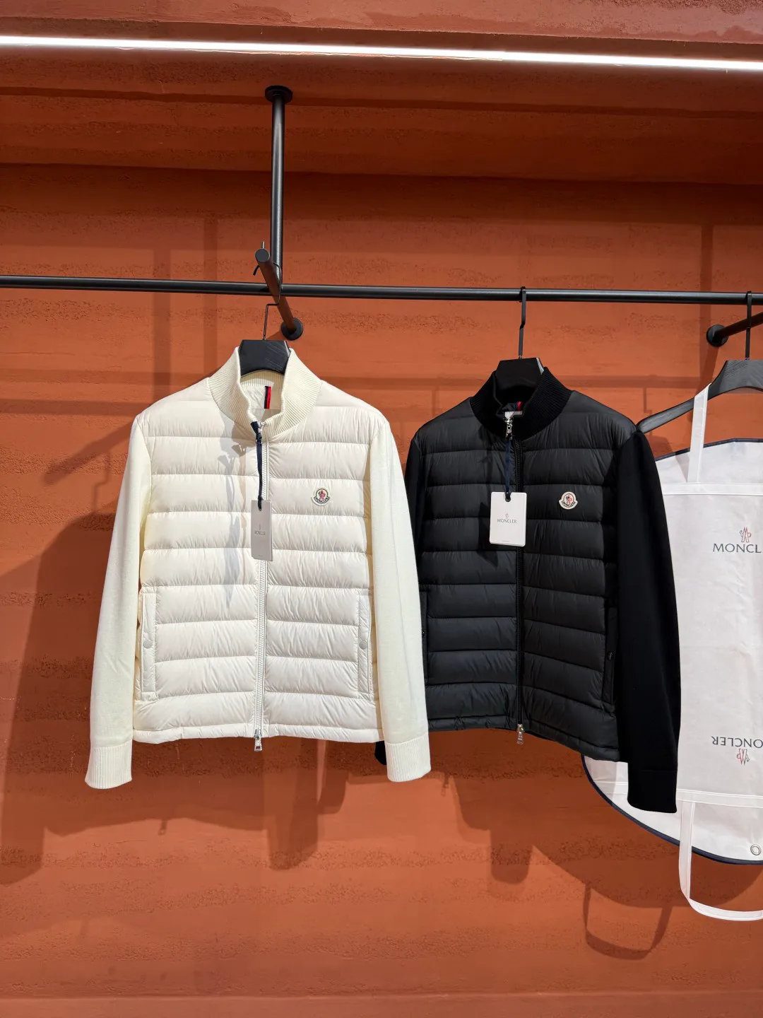 Куртки И Пуховики Женские Moncler 18035675