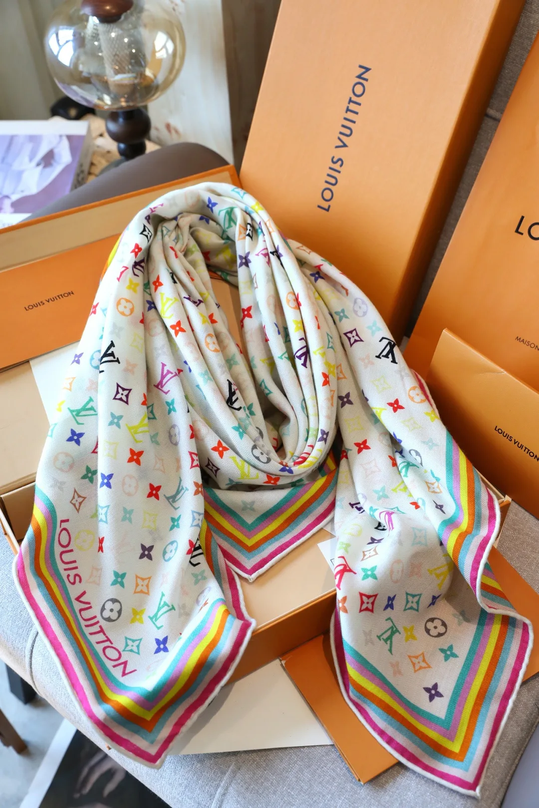 Платки Louis Vuitton 18222509