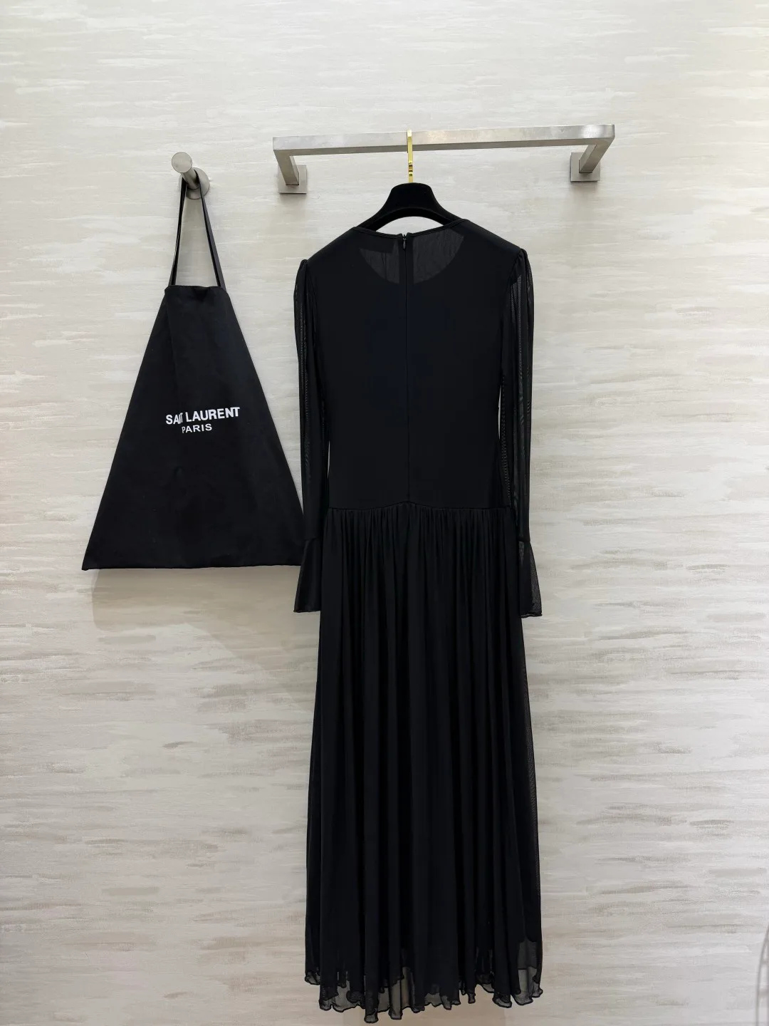Платья Женские Saint Laurent 18325258